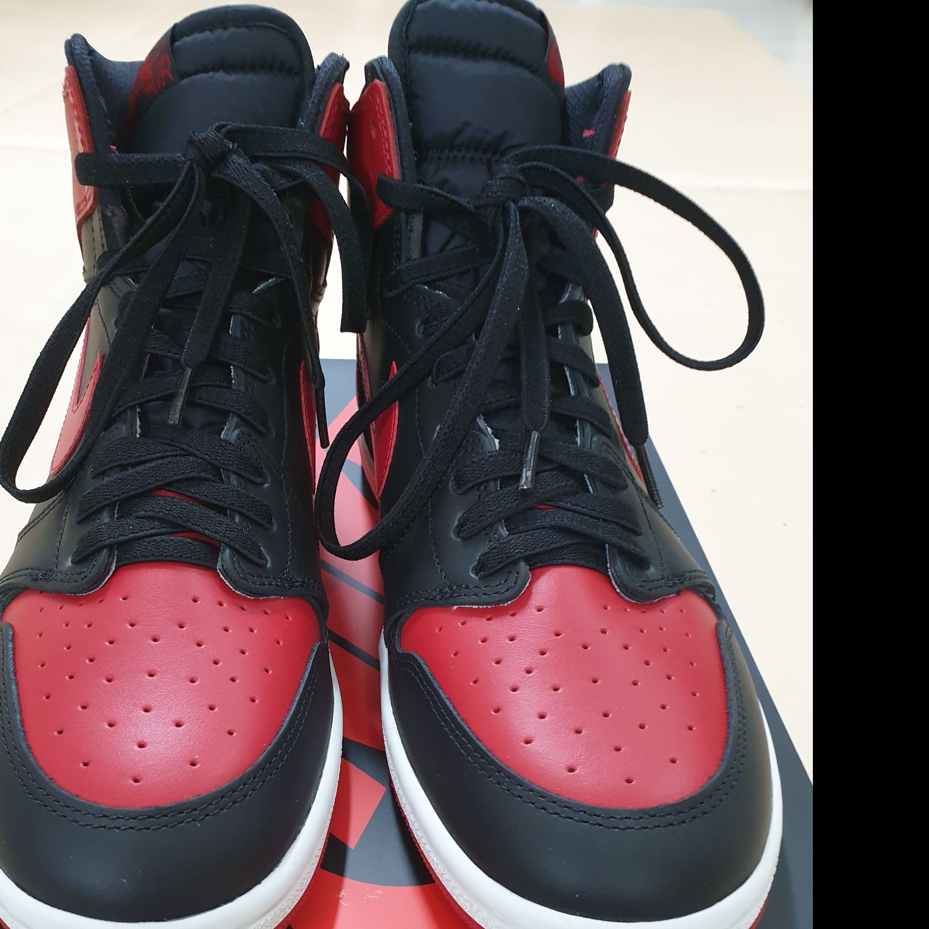 Jordan 1 High 85 Bred 착용 스타일 - 6