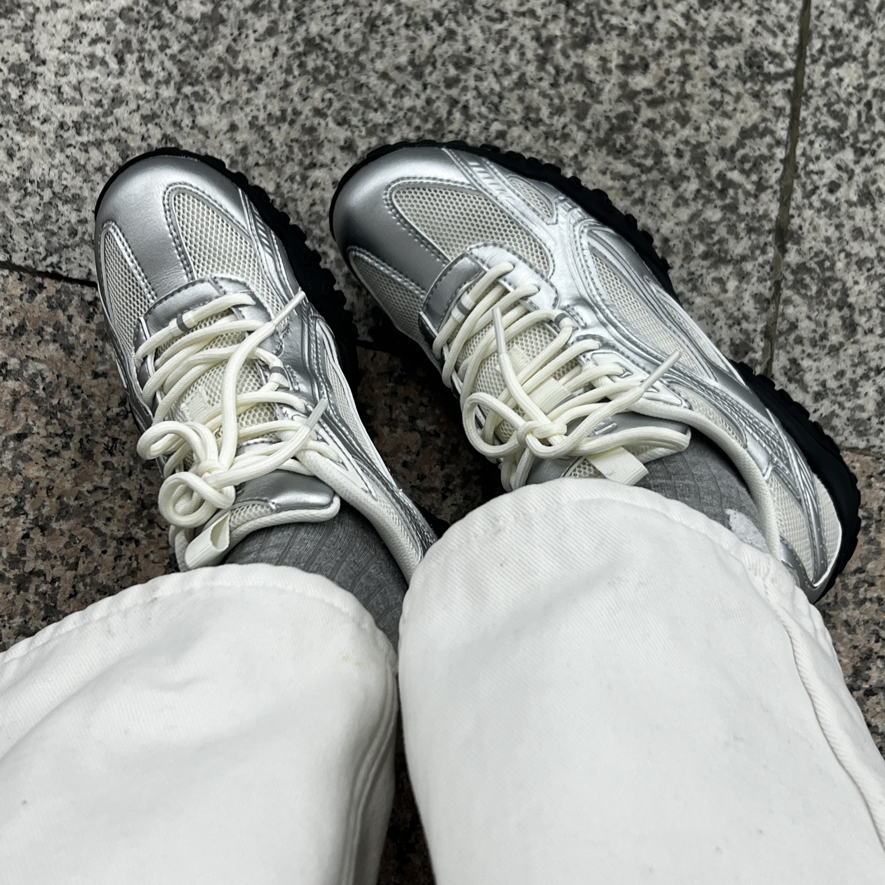 [6% 적립] FILA Echappe Ms Silvermoon 착용 스타일 - 2