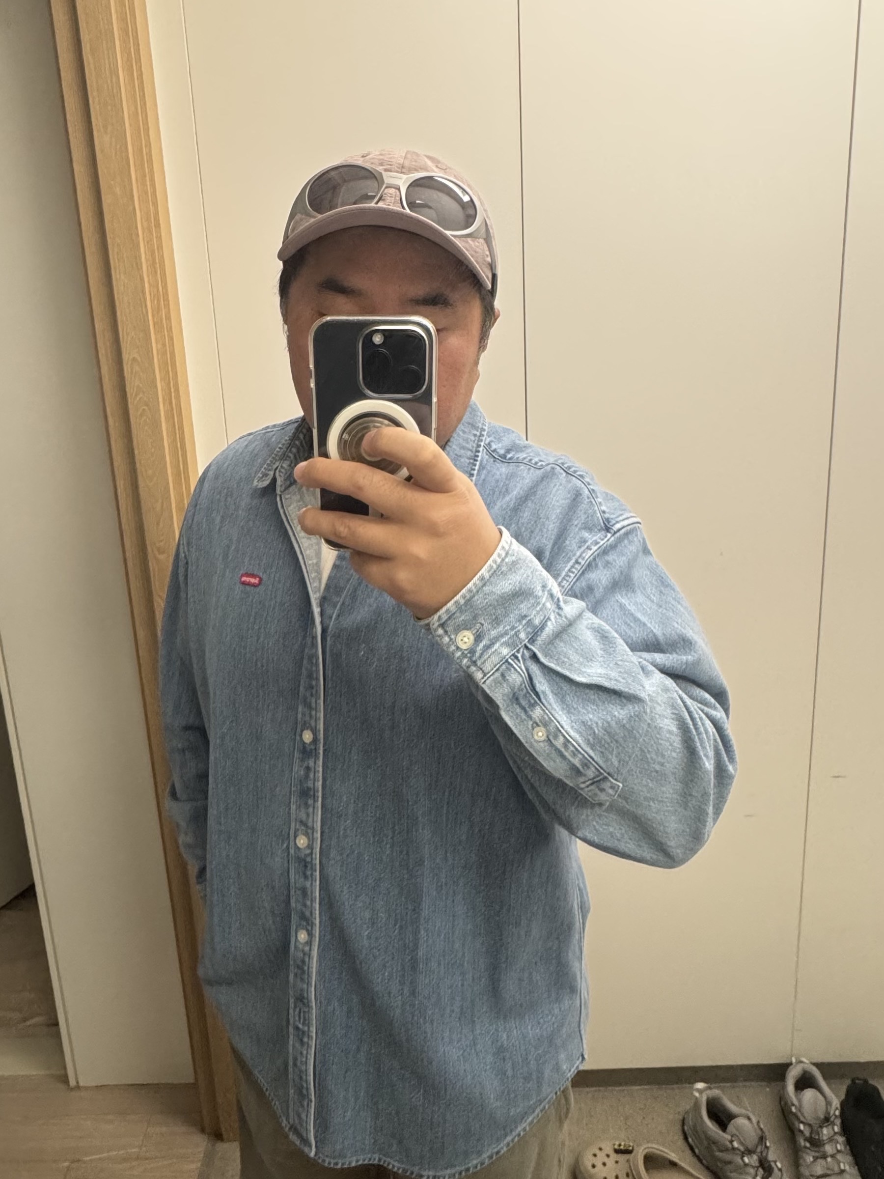Oakley Eye Jacket Redux Silver Frame Prizm Black Polarized Lenses High Bridge Fit, Supreme Small Box Shirt Denim - 23FW 착용 스타일