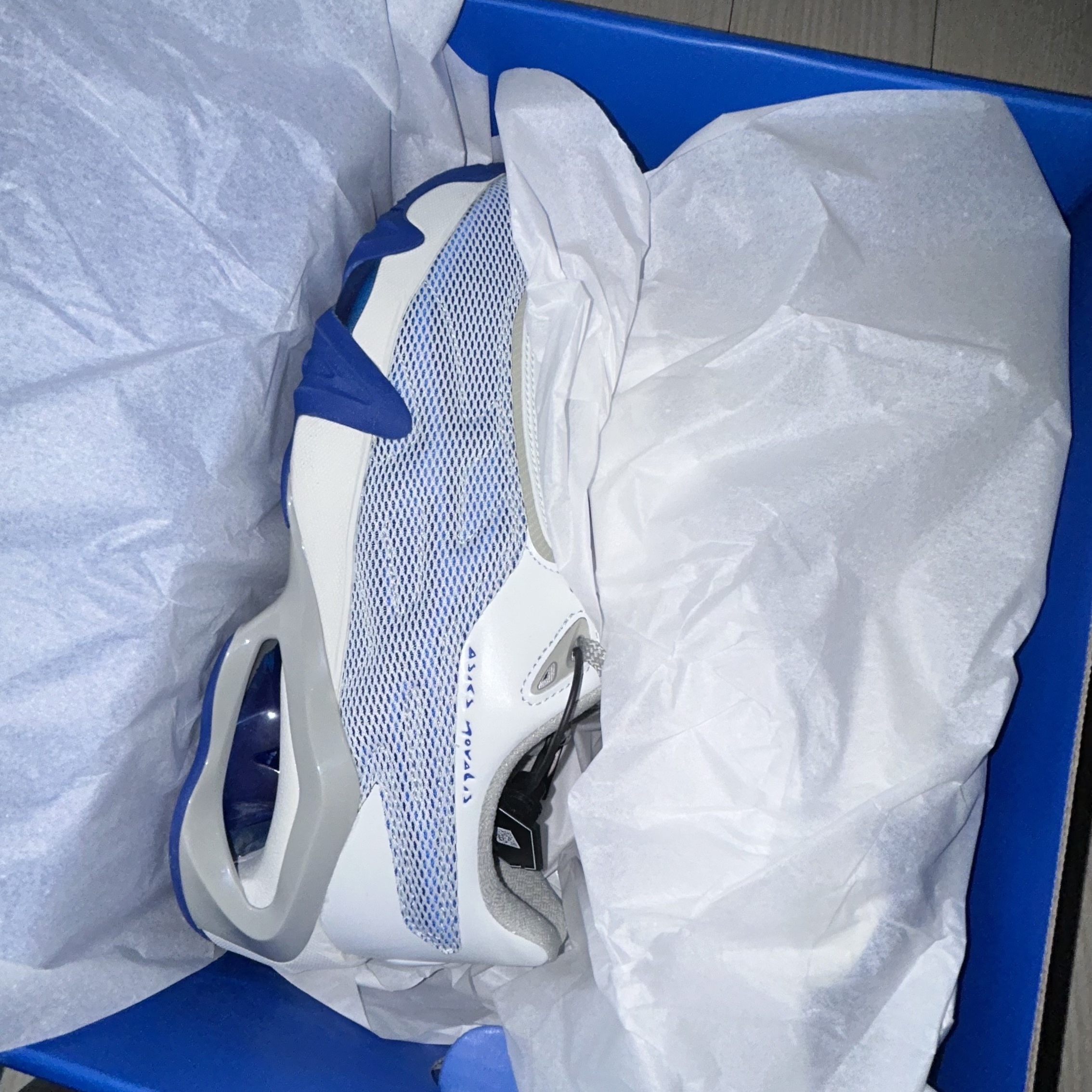 Asics x Kiko Kostadinov Novalis Gel-Teremoa Snow White Asics Blue 착용 스타일