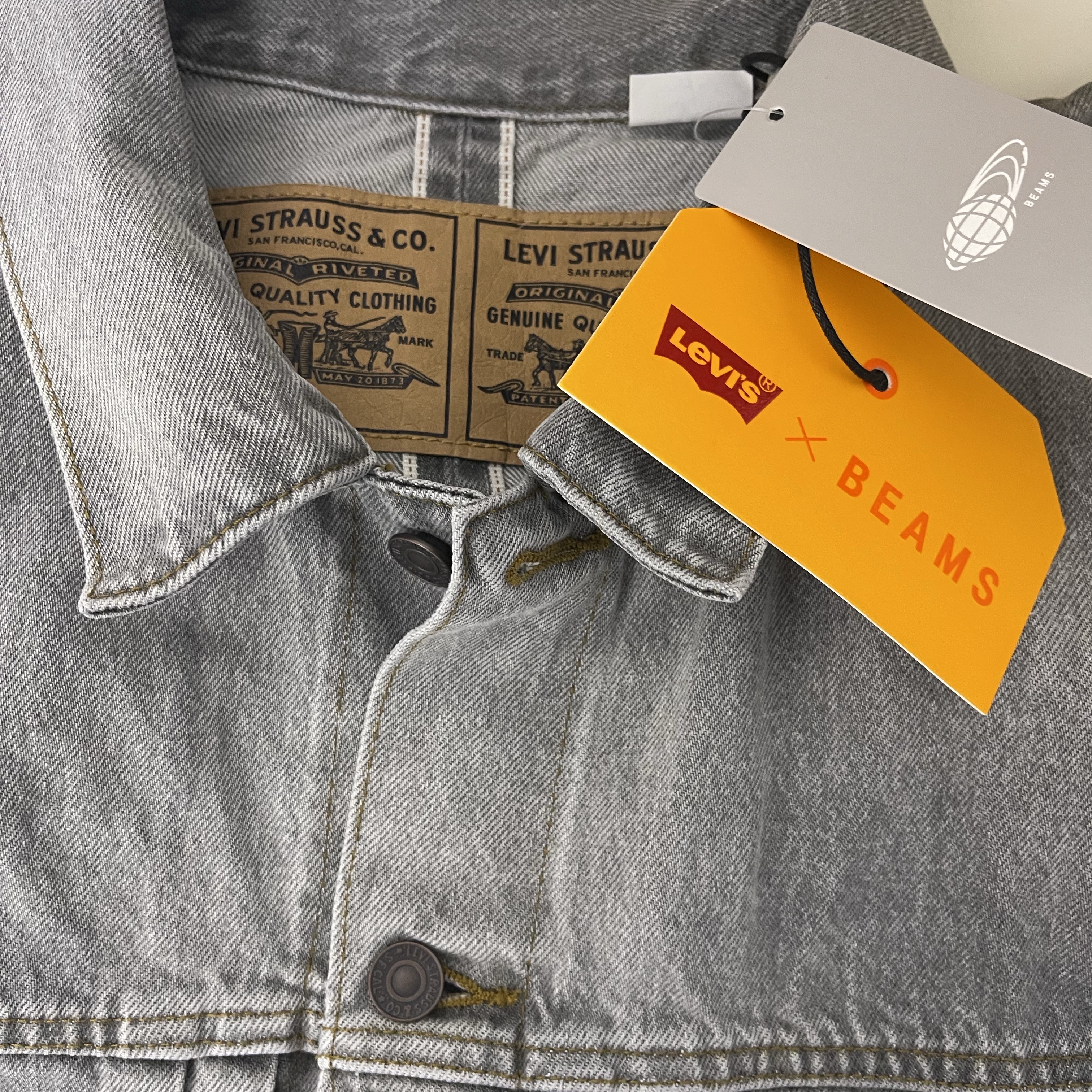 Levi's x Beams Denim Jacket Washed Black 착용 스타일