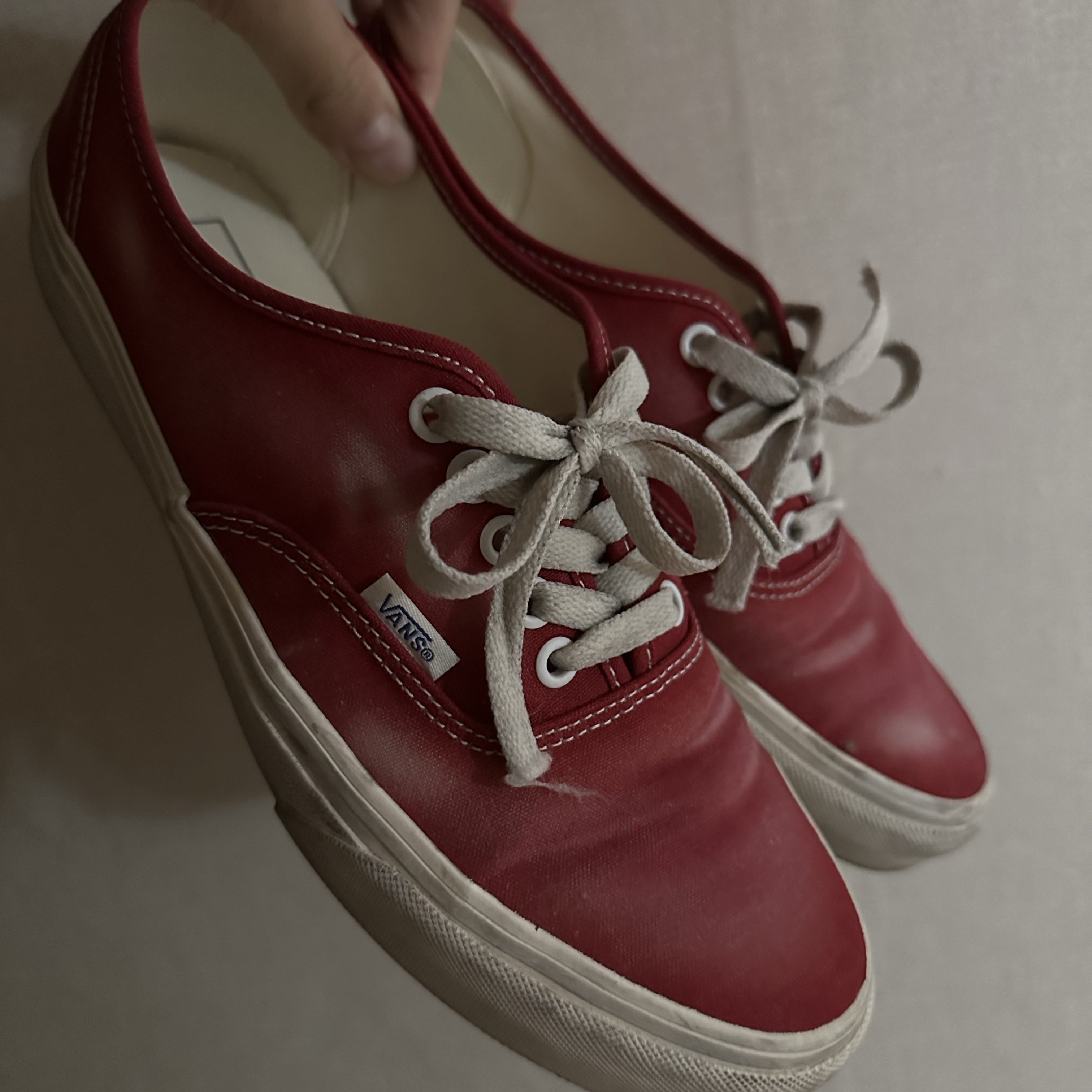 Vans Authentic Wave Washed Red 착용 스타일
