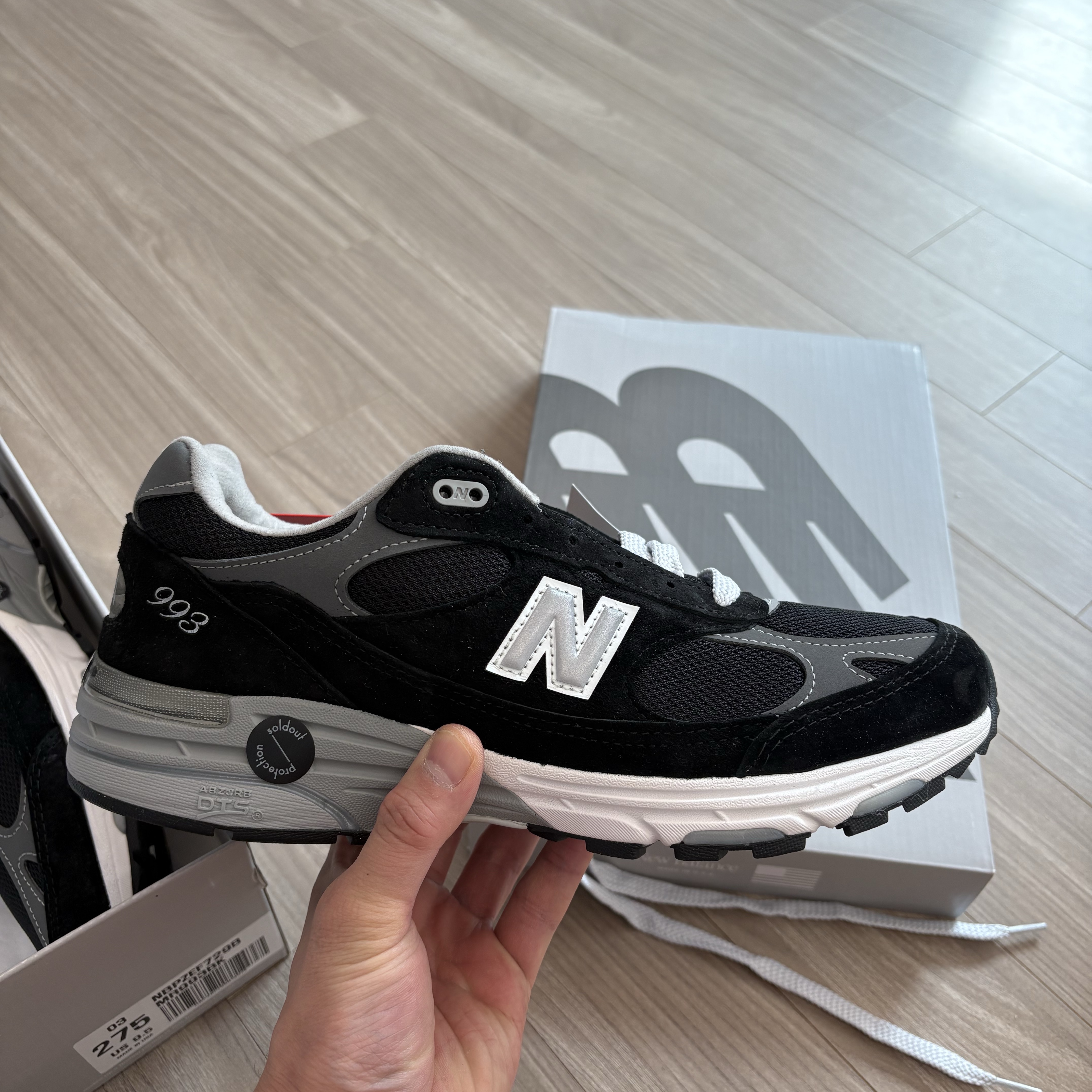 New Balance 993 Made in USA Black - D Standard 착용 스타일