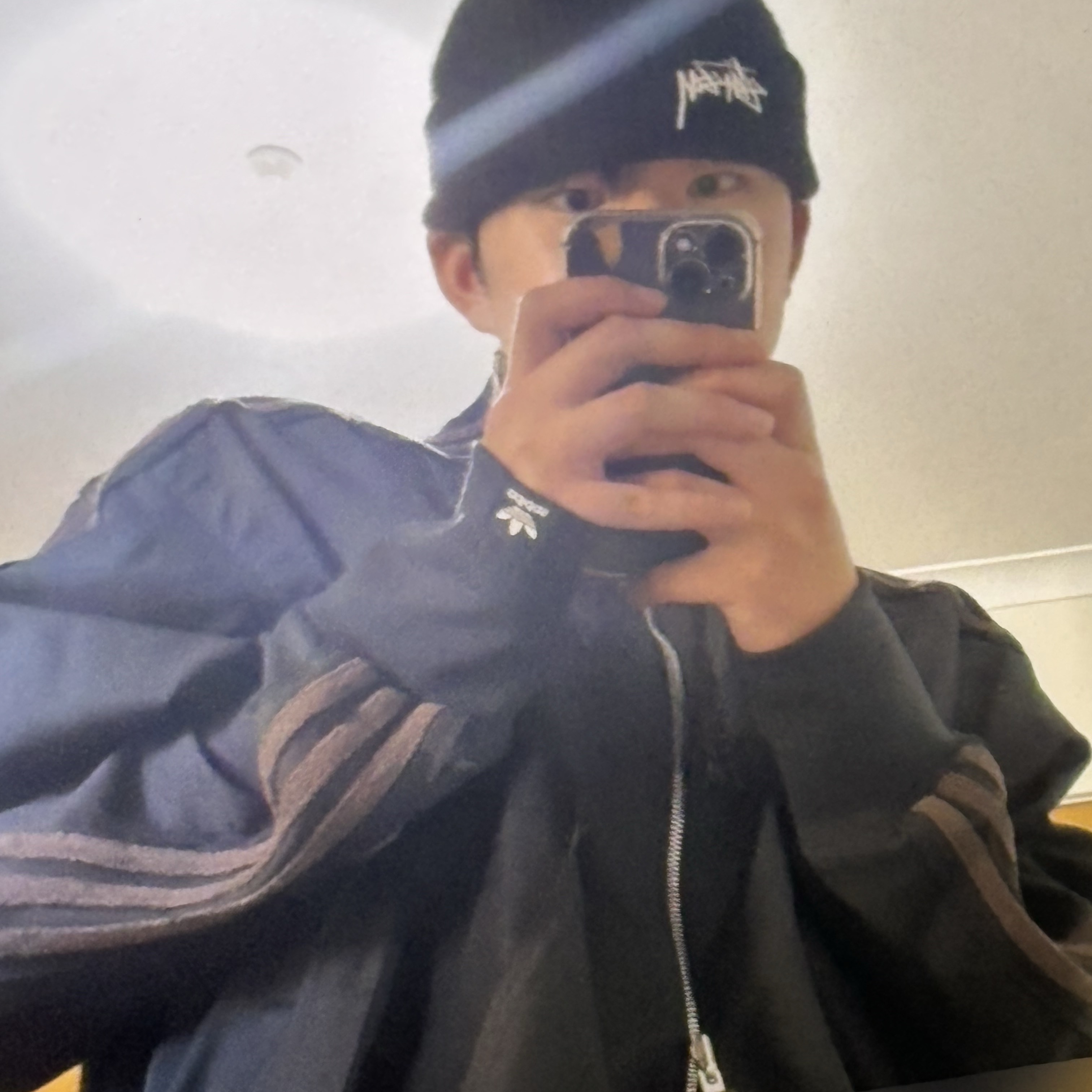 Adidas x Song for the Mute Track Jacket Black - KR Sizing, Stussy Stock Cuff Beanie Black 착용 스타일 - 1