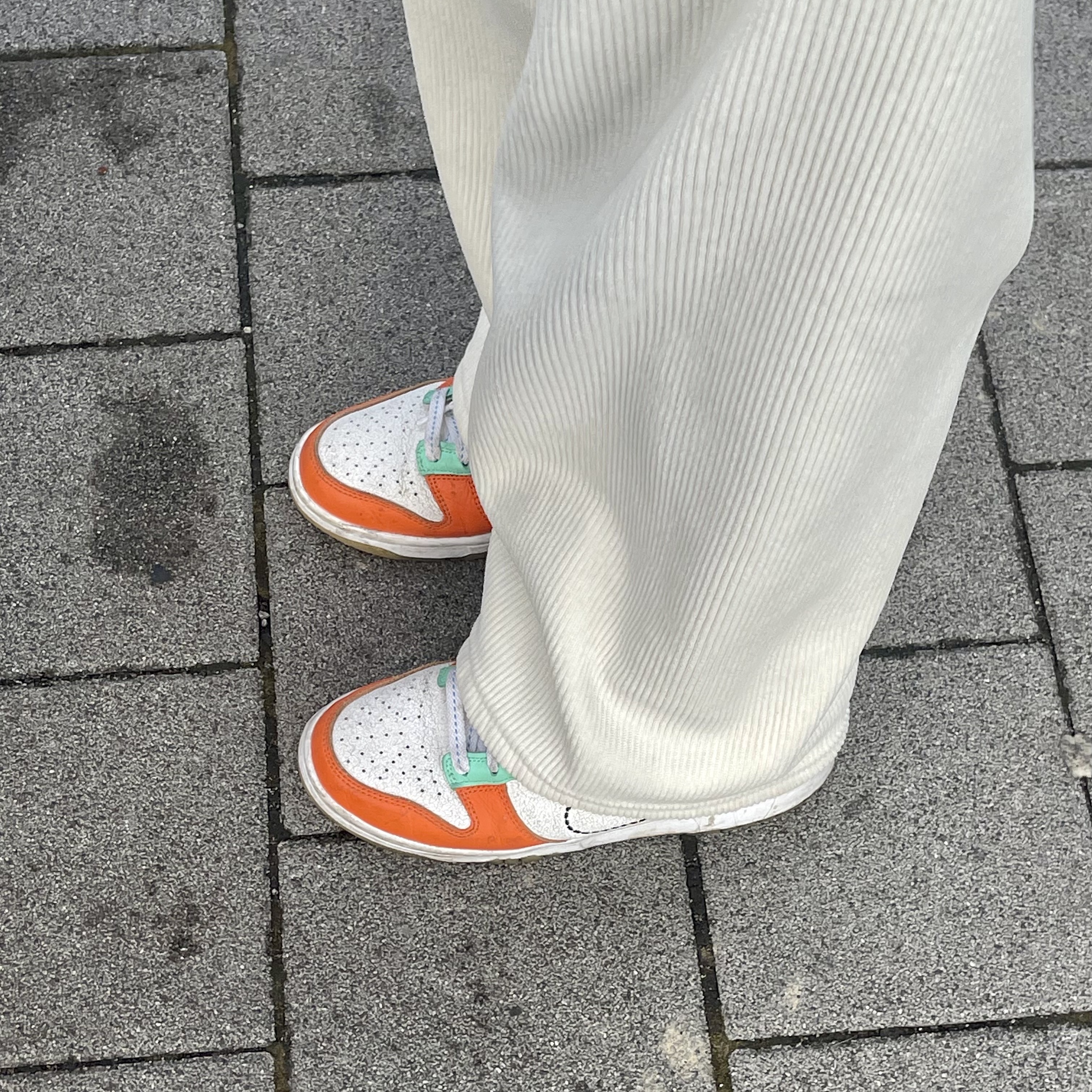 (GS) NIke Dunk Low White Safety Orange 착용 스타일