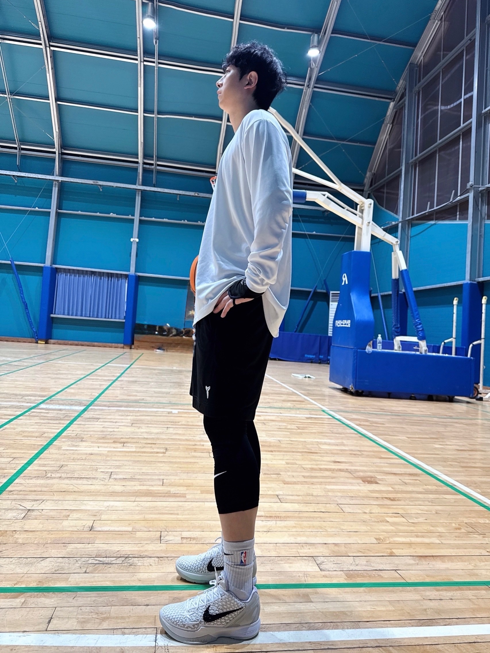 Nike Kobe 6 Protro Sail 착용 스타일