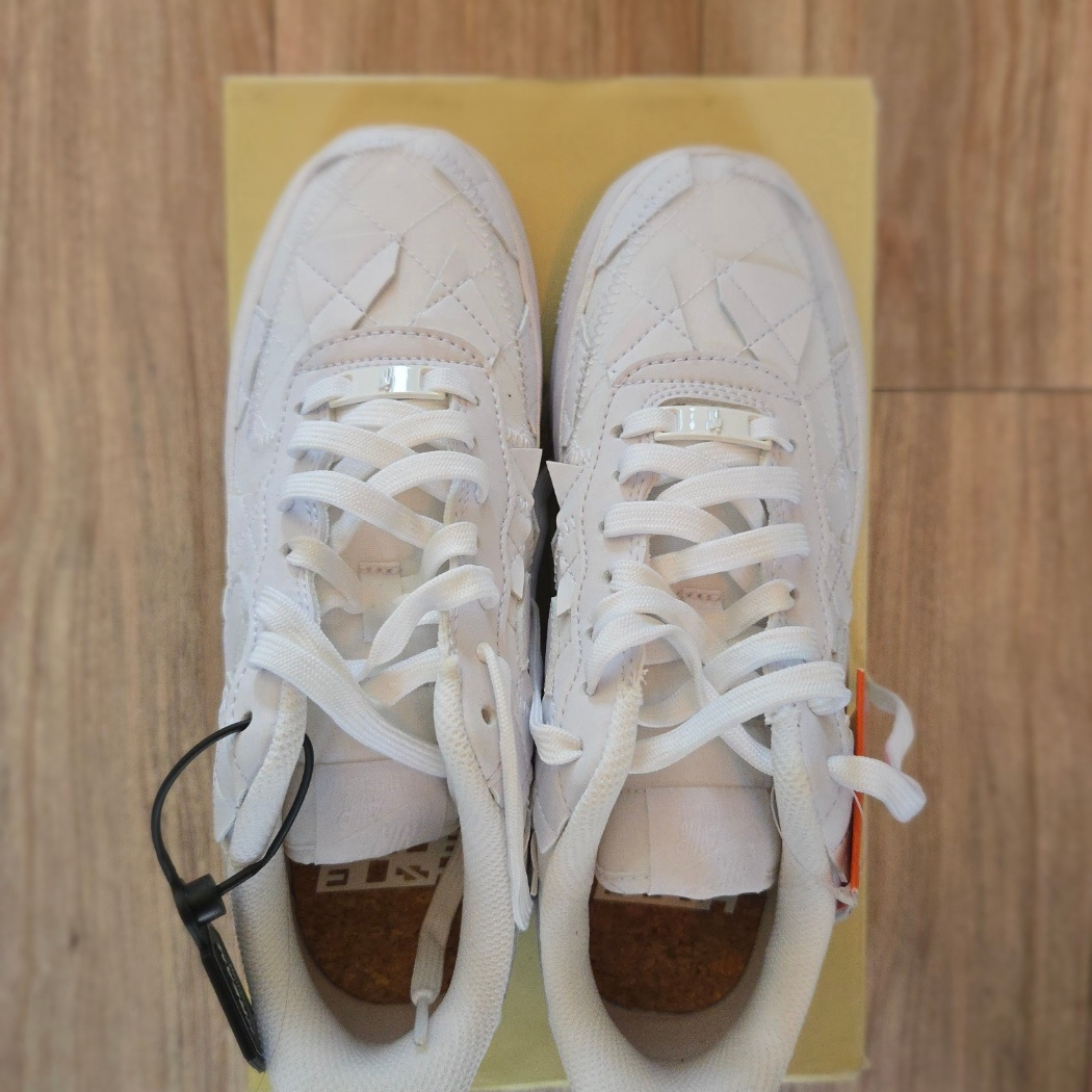 Nike x Billie Eilish Air Force 1 Low SP Triple White 착용 스타일 - 1