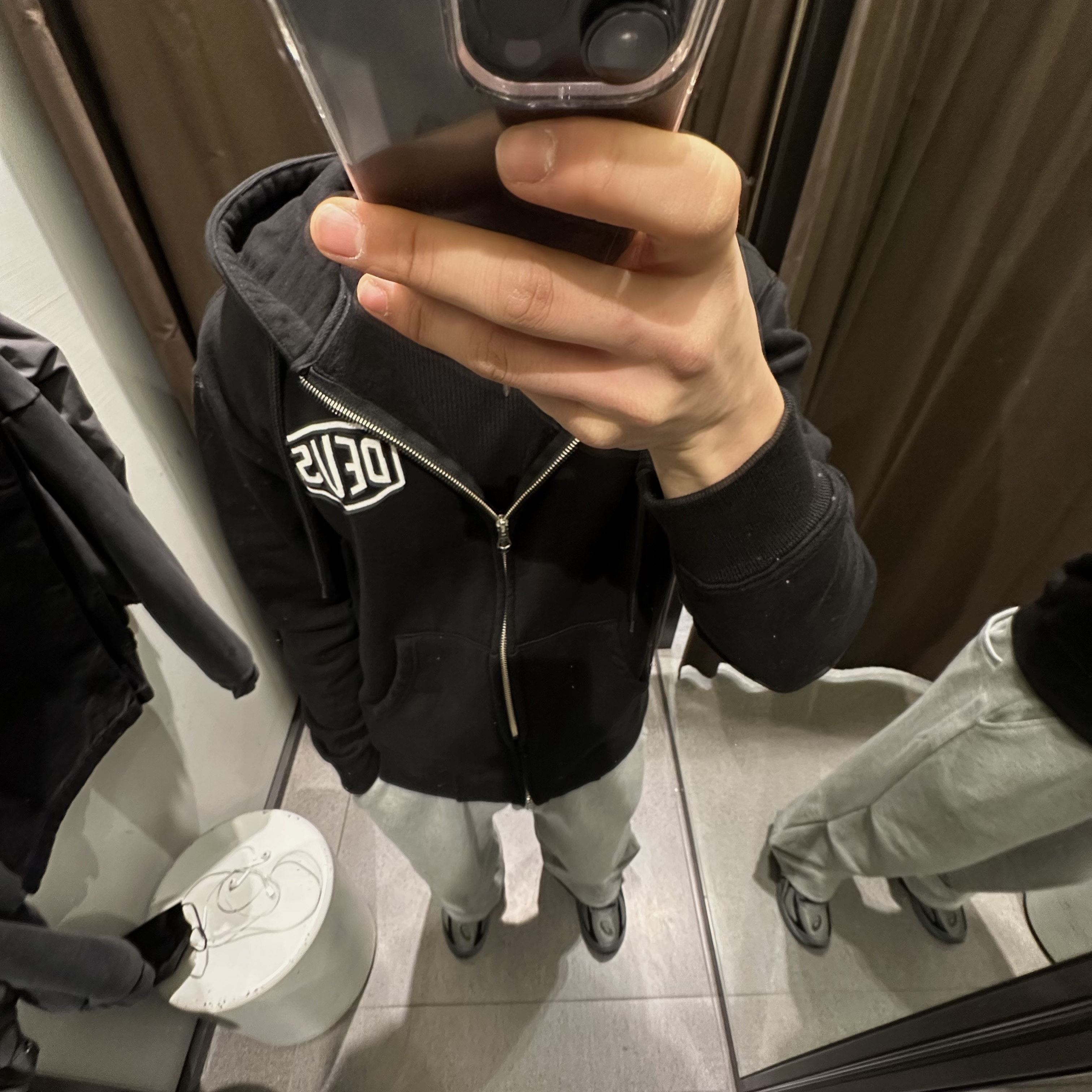 Deus Ex Machina Seoul College Hooded Jacket Black 착용 스타일 - 3