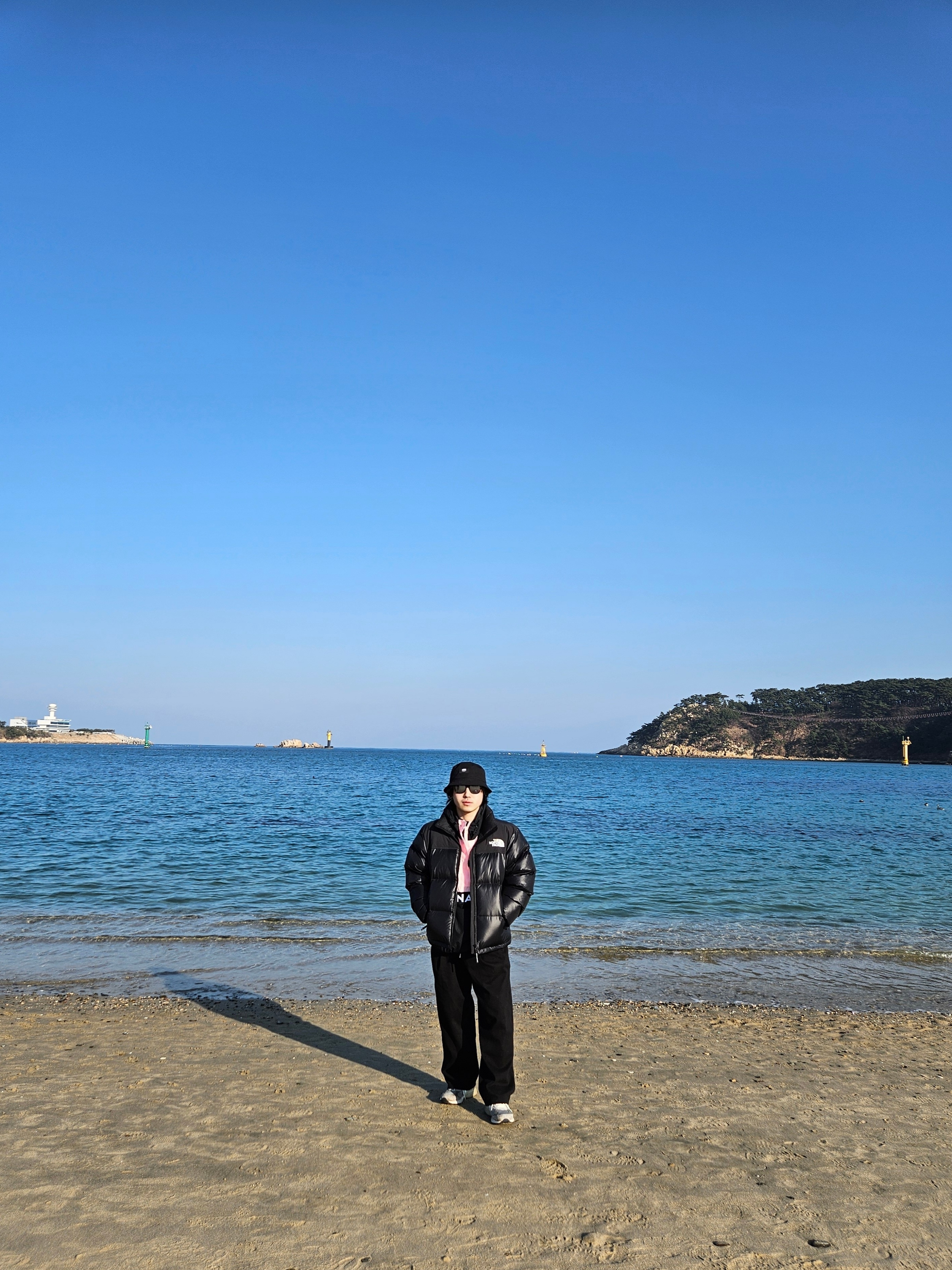 노스페이스 온 볼 자켓 블랙 착용 스타일 - 9
