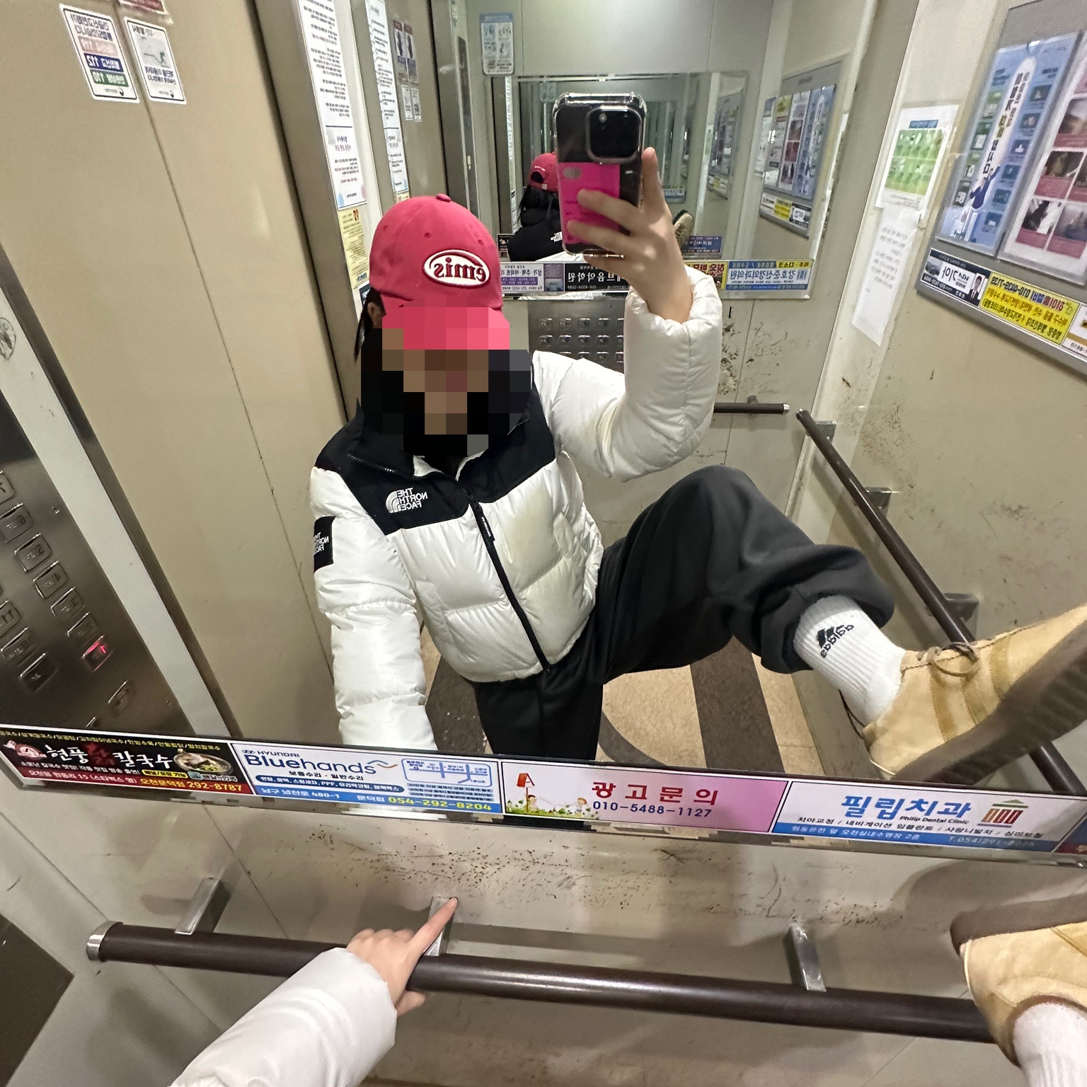 아디다스 토바코 팬톤 메사 착용 스타일 - 1