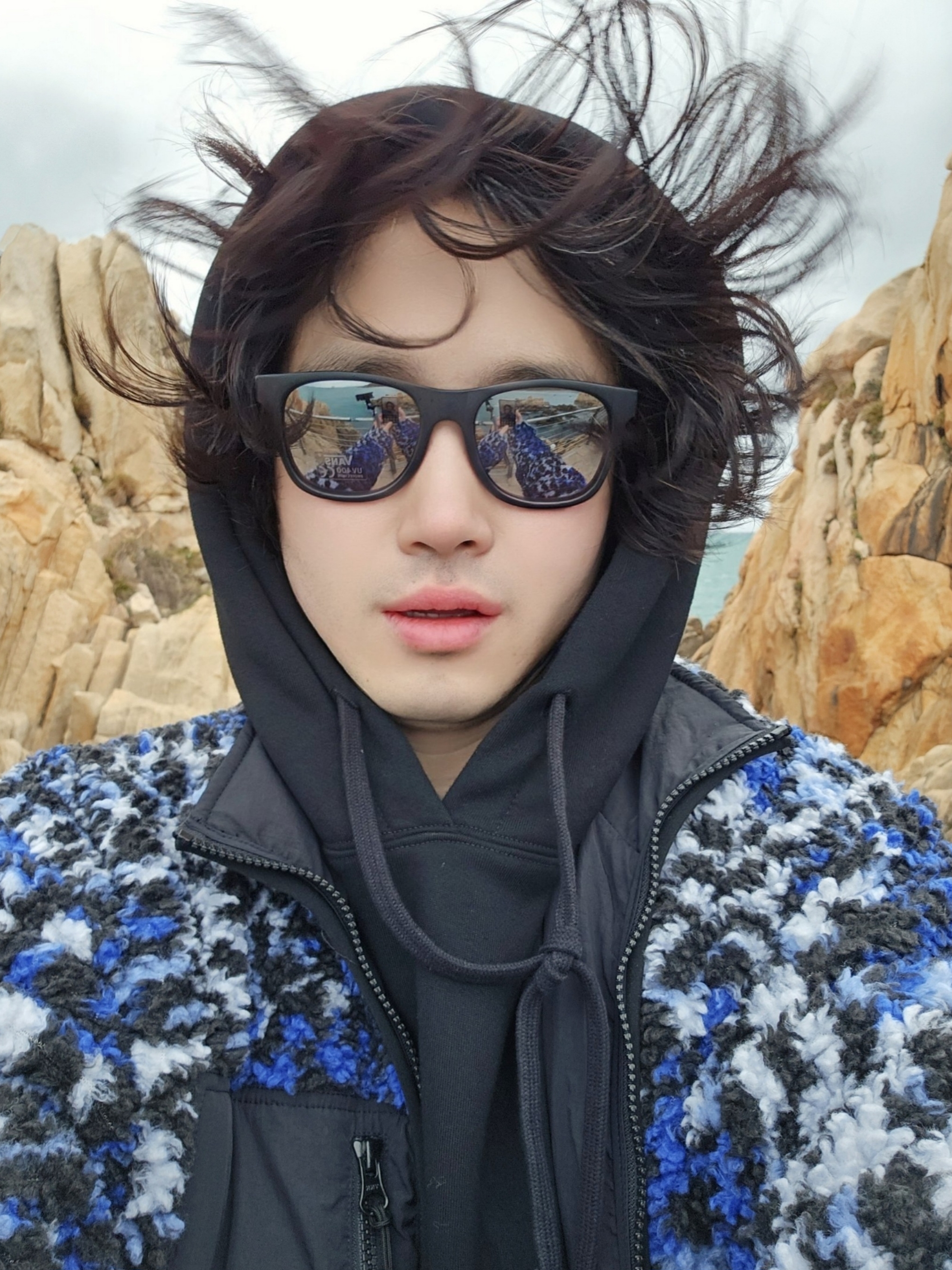 스투시 베이직 스투시 후드 블랙 착용 스타일 - 7