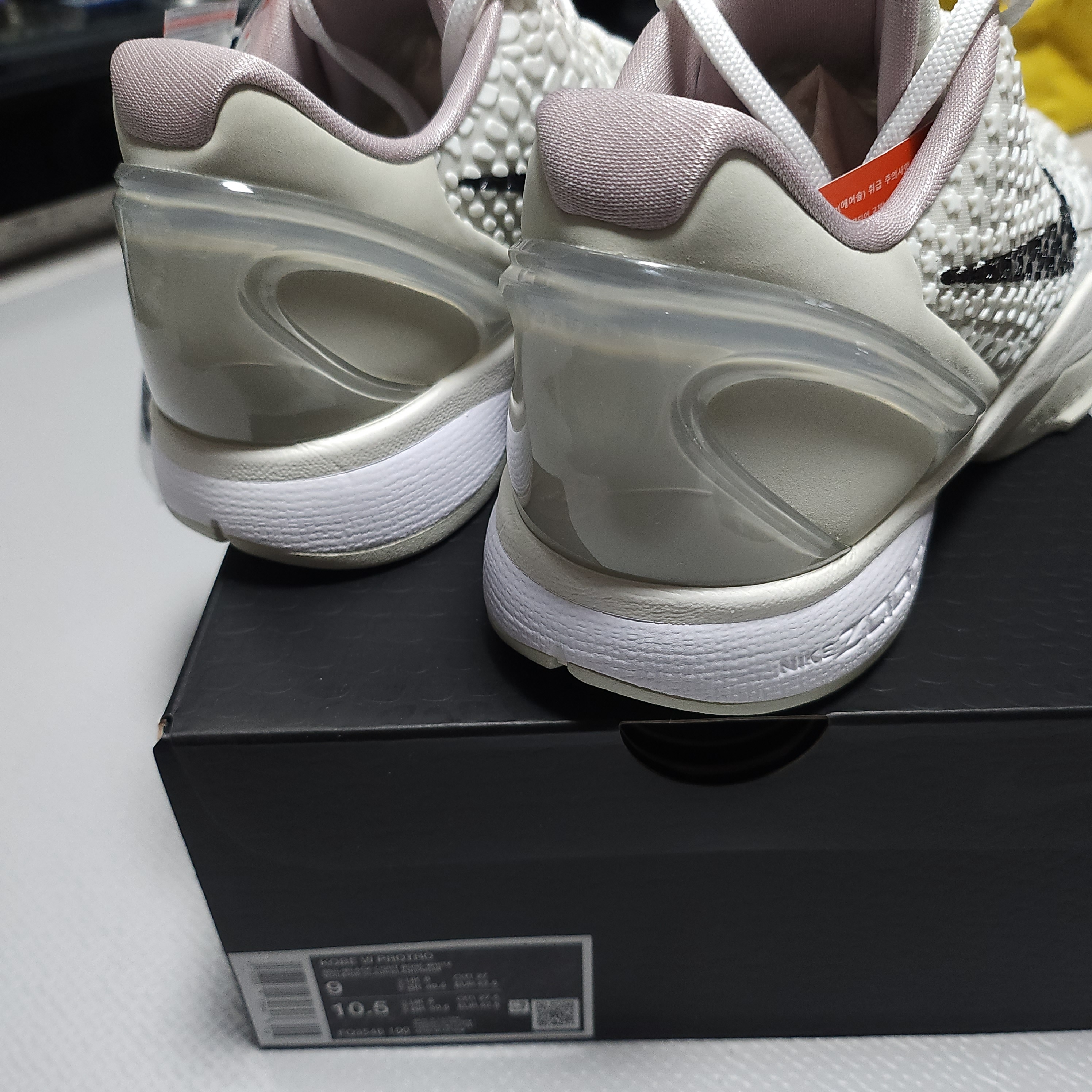 Nike Kobe 6 Protro Sail 착용 스타일 - 2
