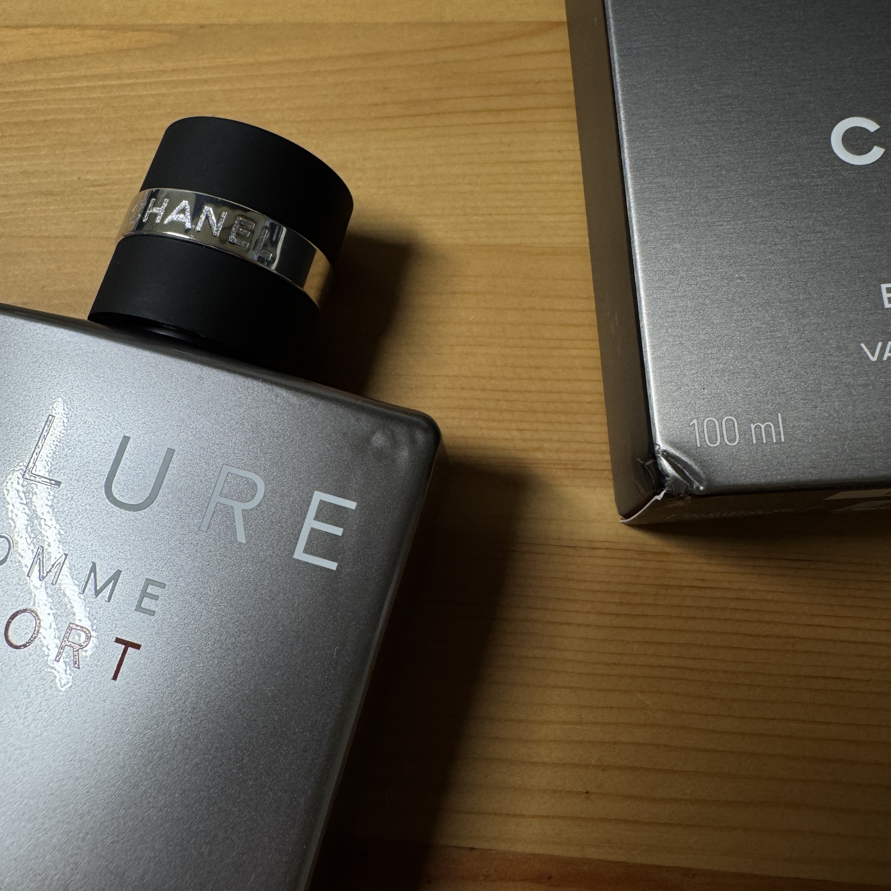 Chanel Allure Homme Sprort Eau Extreme Eau De Parfum 100ml 착용 스타일 - 1