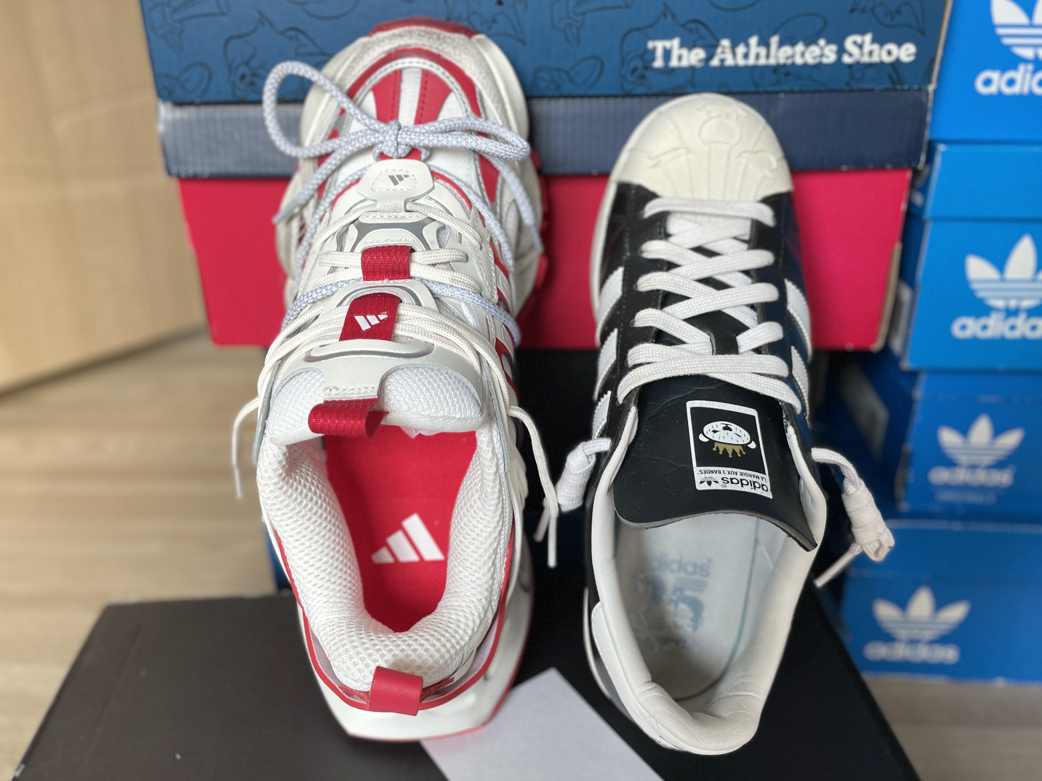 Adidas Vento XLG Deluxe Sneakers White Red 착용 스타일 - 5