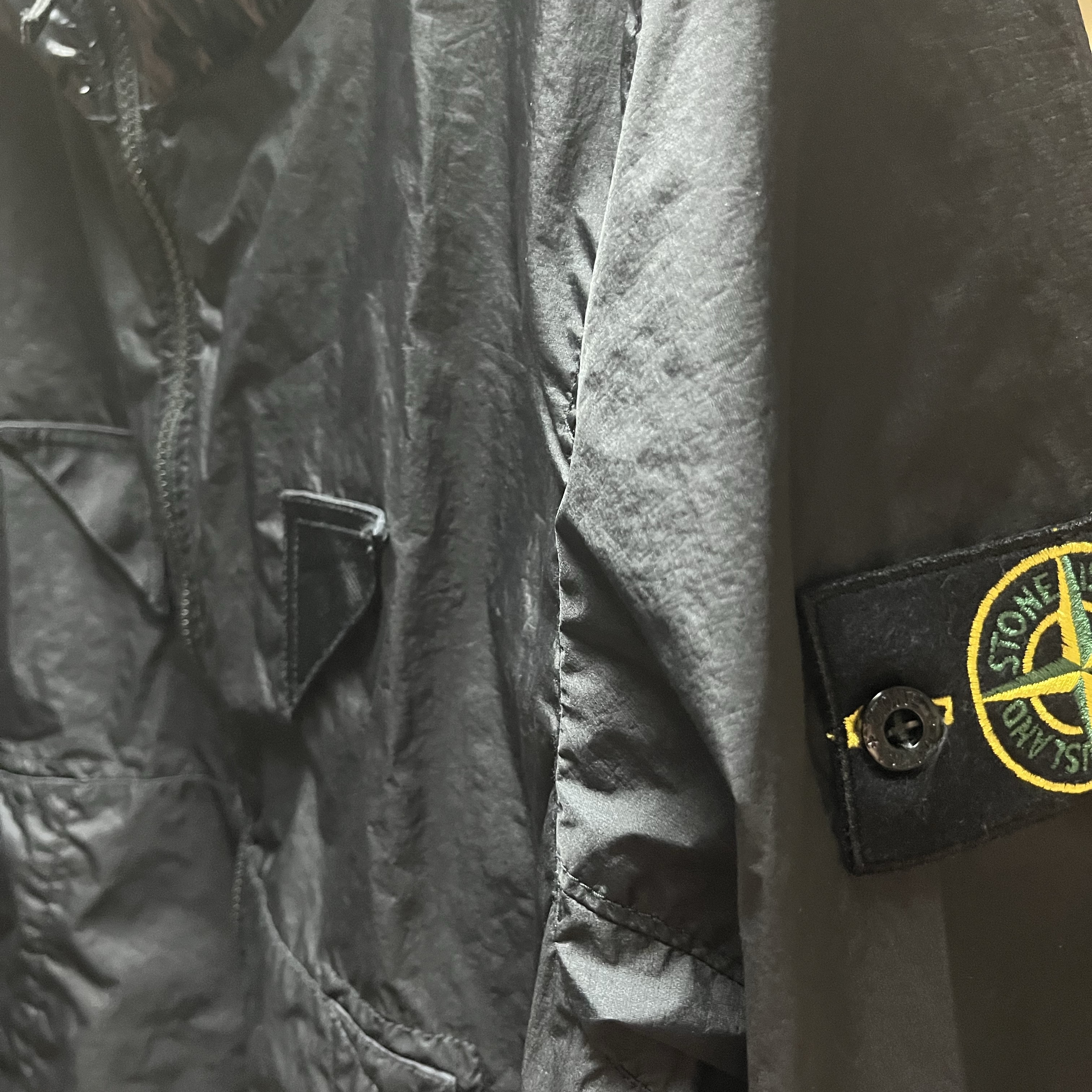 Stone Island 40723 Membrana 3L TC Hooded Jacket Black - 23SS 착용 스타일