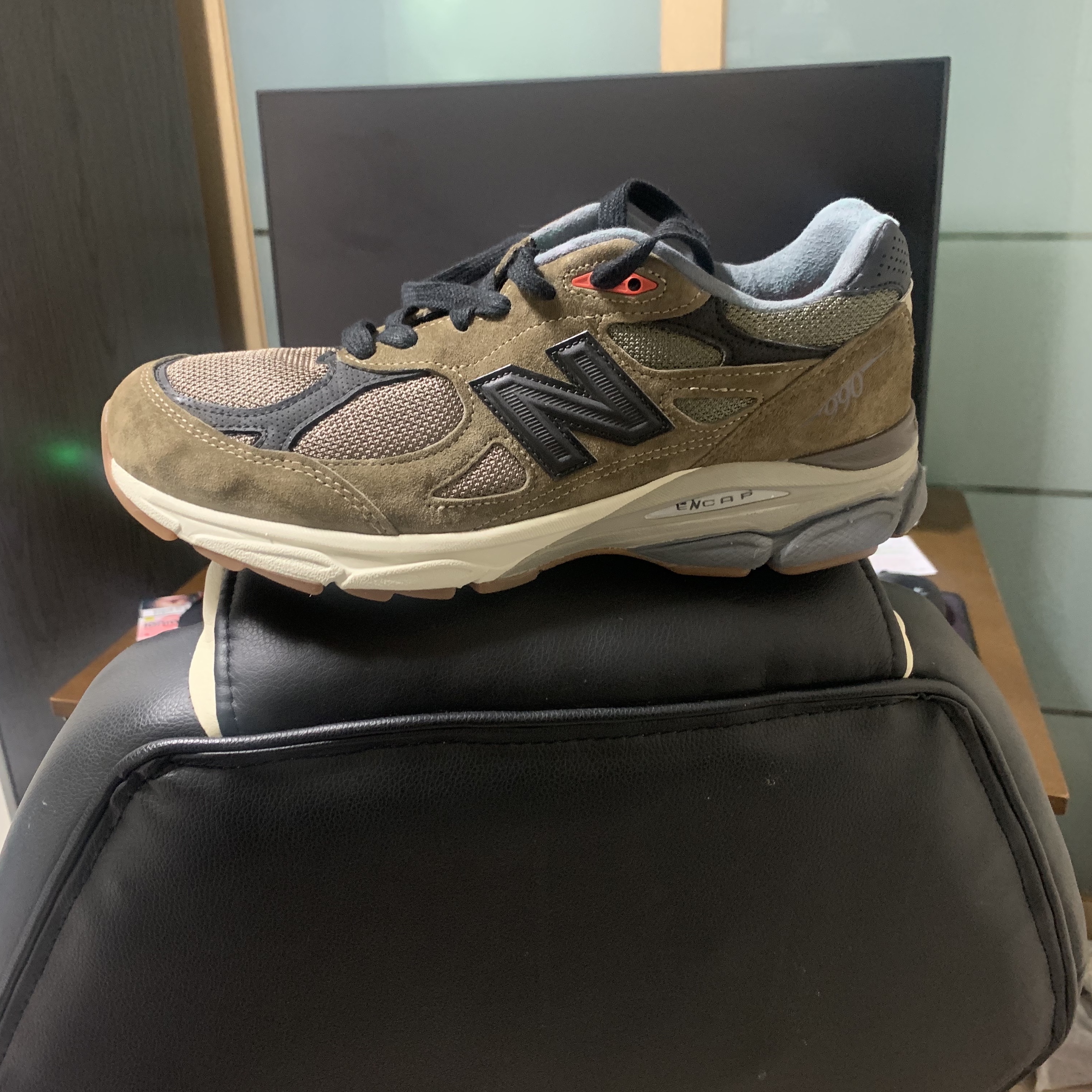 New Balance x Bodega 990v3 Anniversary 착용 스타일