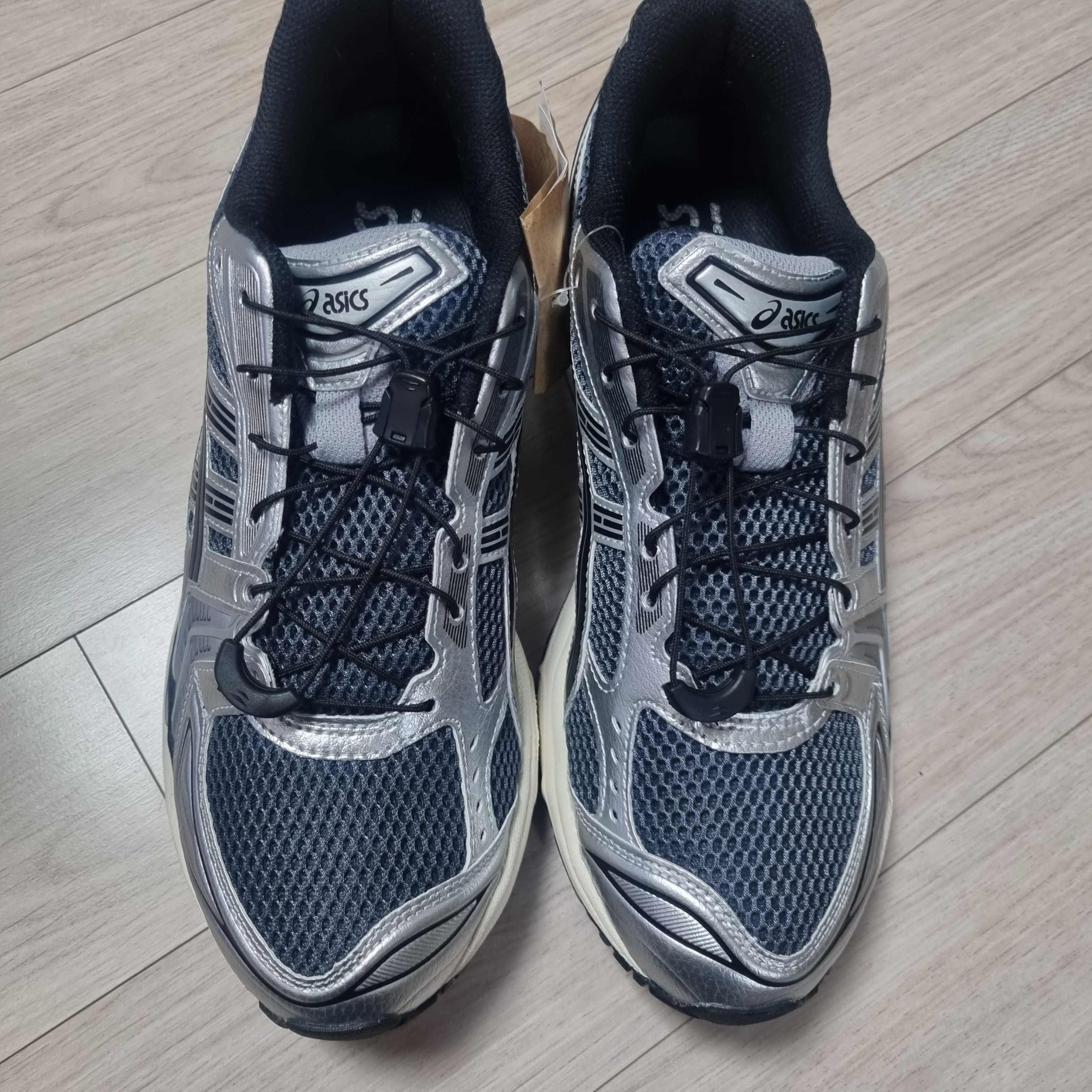 Asics Unlimited Gel-Kayano 14 Carrier Grey Black 착용 스타일 - 4