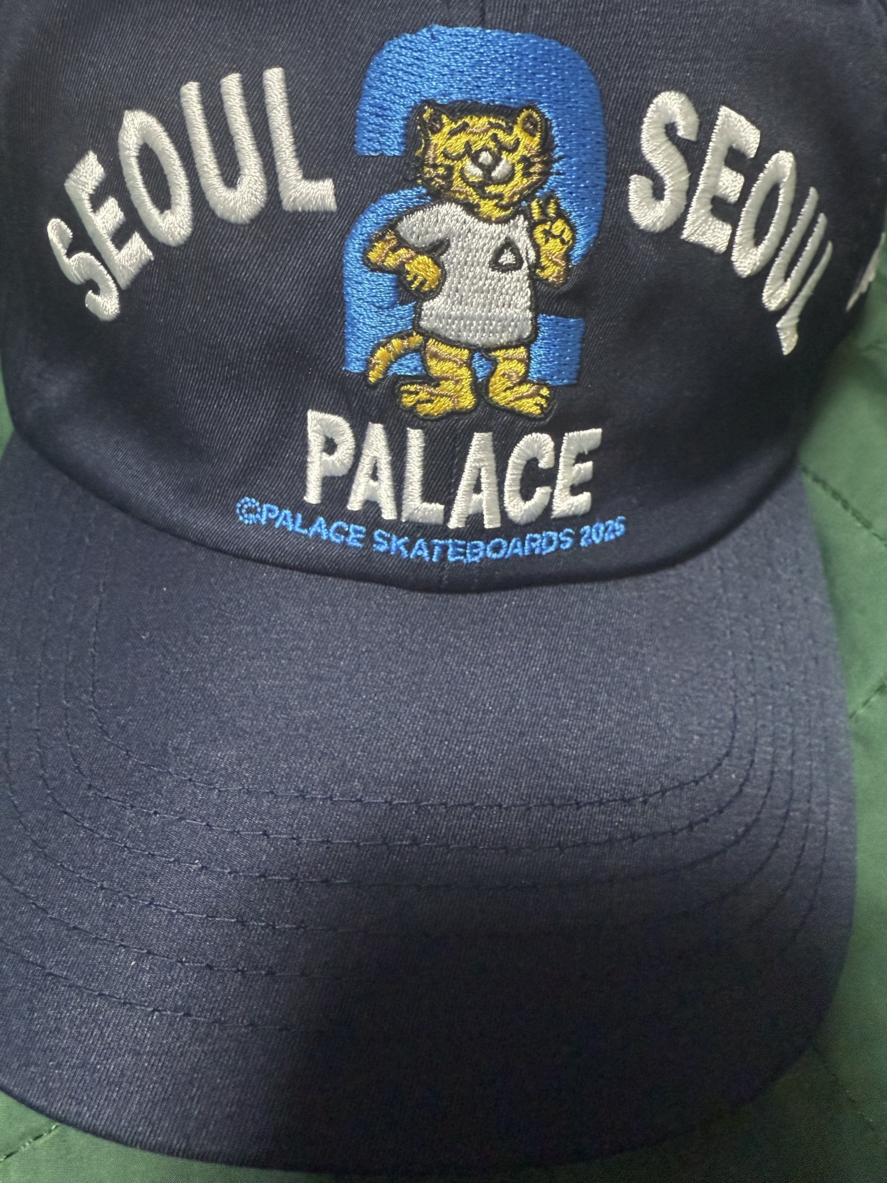 팔라스 서울 2 서울 6-패널 캡 네이비 - 25SS 착용 스타일 - 1