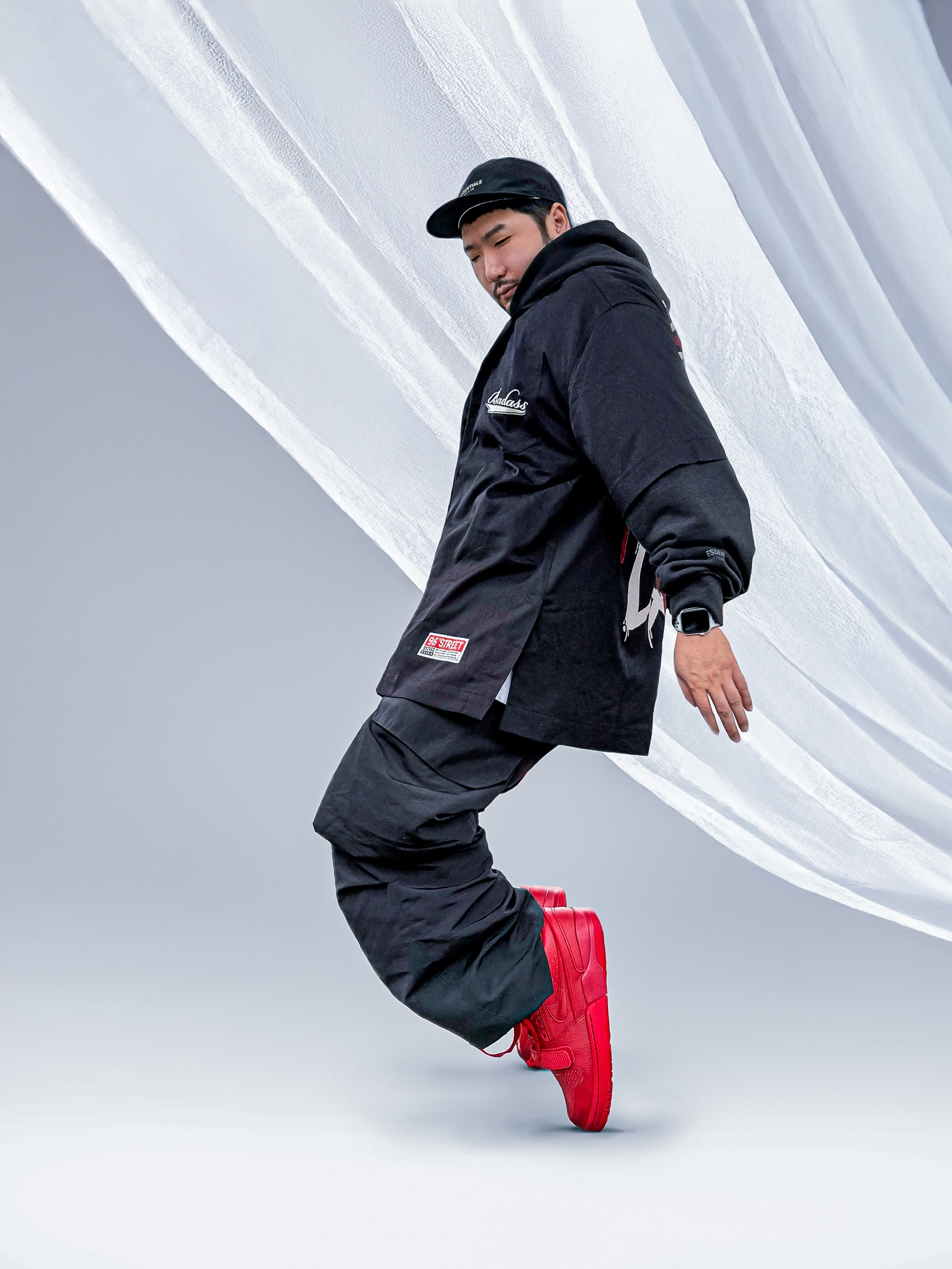 Nike x Billie Eilish Air Alpha Force 88 Fire Red 착용 스타일
