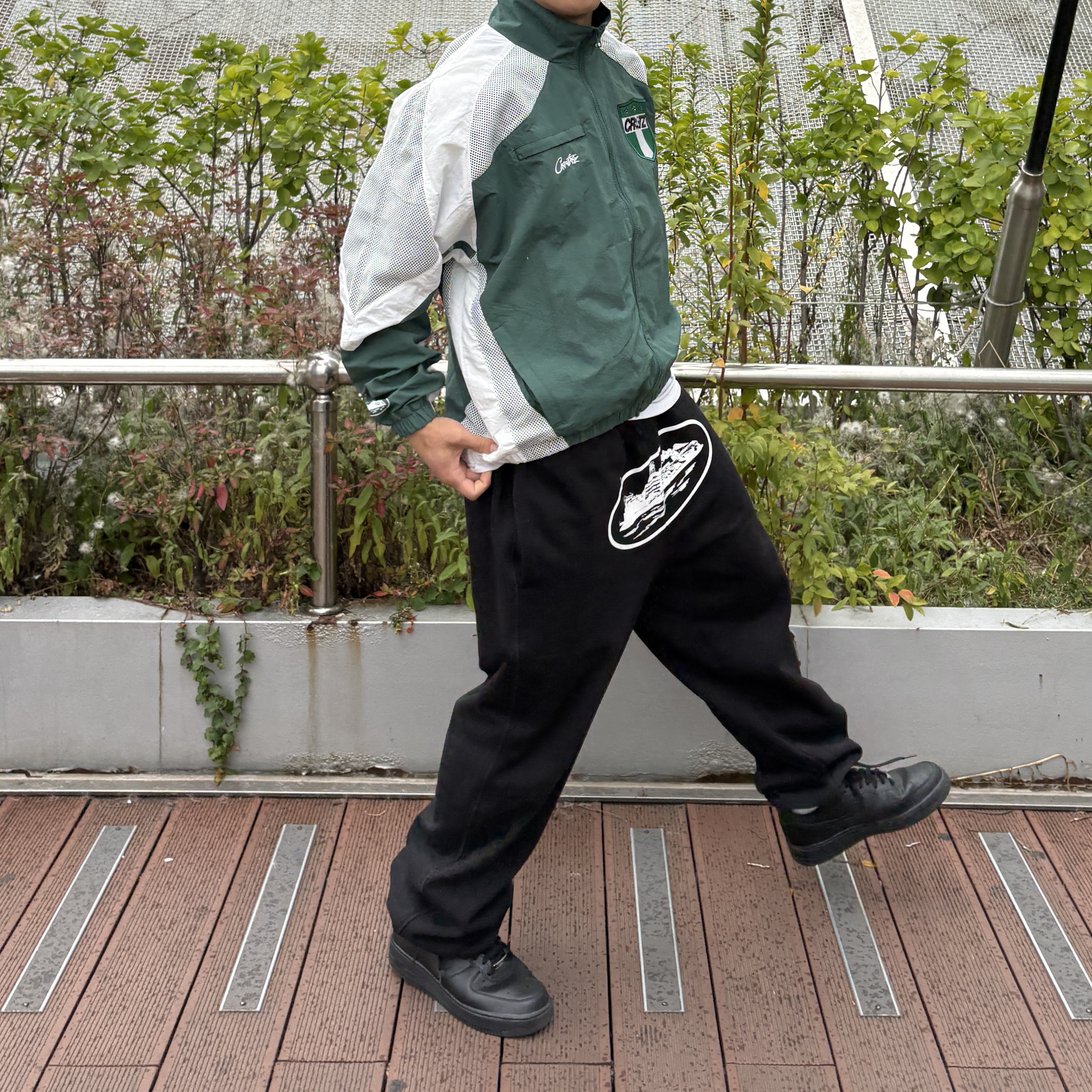 Corteiz Olympic Shuku Jacket Nigeria Green White, Corteiz Alcatraz Sweatpant 2024 Black 착용 스타일 - 2