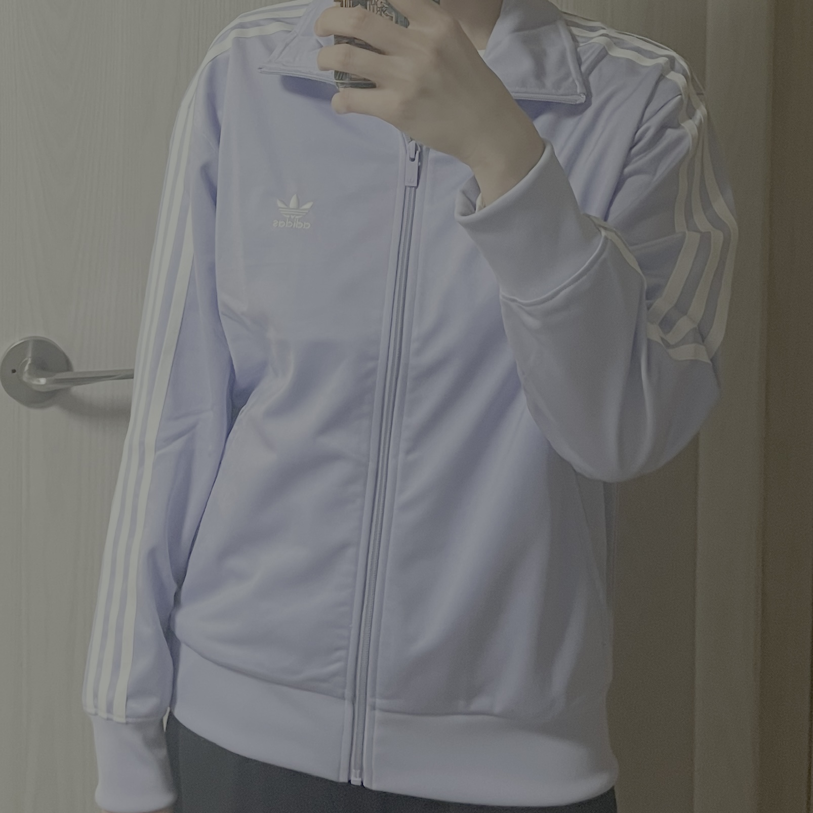 (W) Adidas Adicolor Classics Firebird Track Top Violet Tone - KR Sizing 착용 스타일