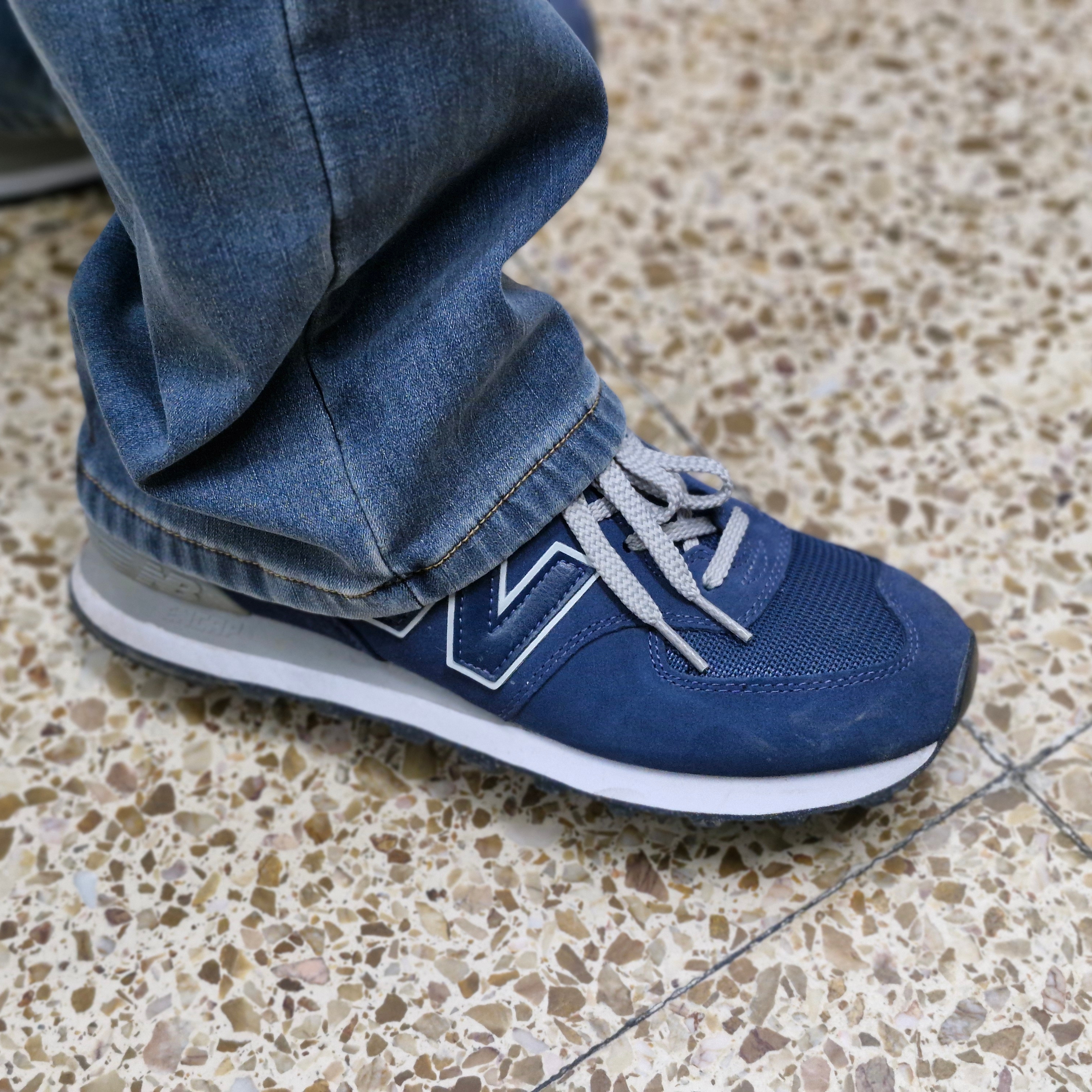 New Balance 574 Navy - D Standard 착용 스타일
