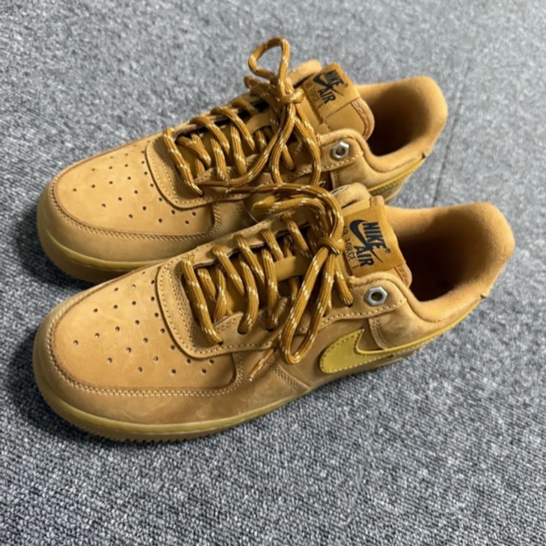 (W) Nike Air Force 1 '07 WB Flax Wheat 착용 스타일
