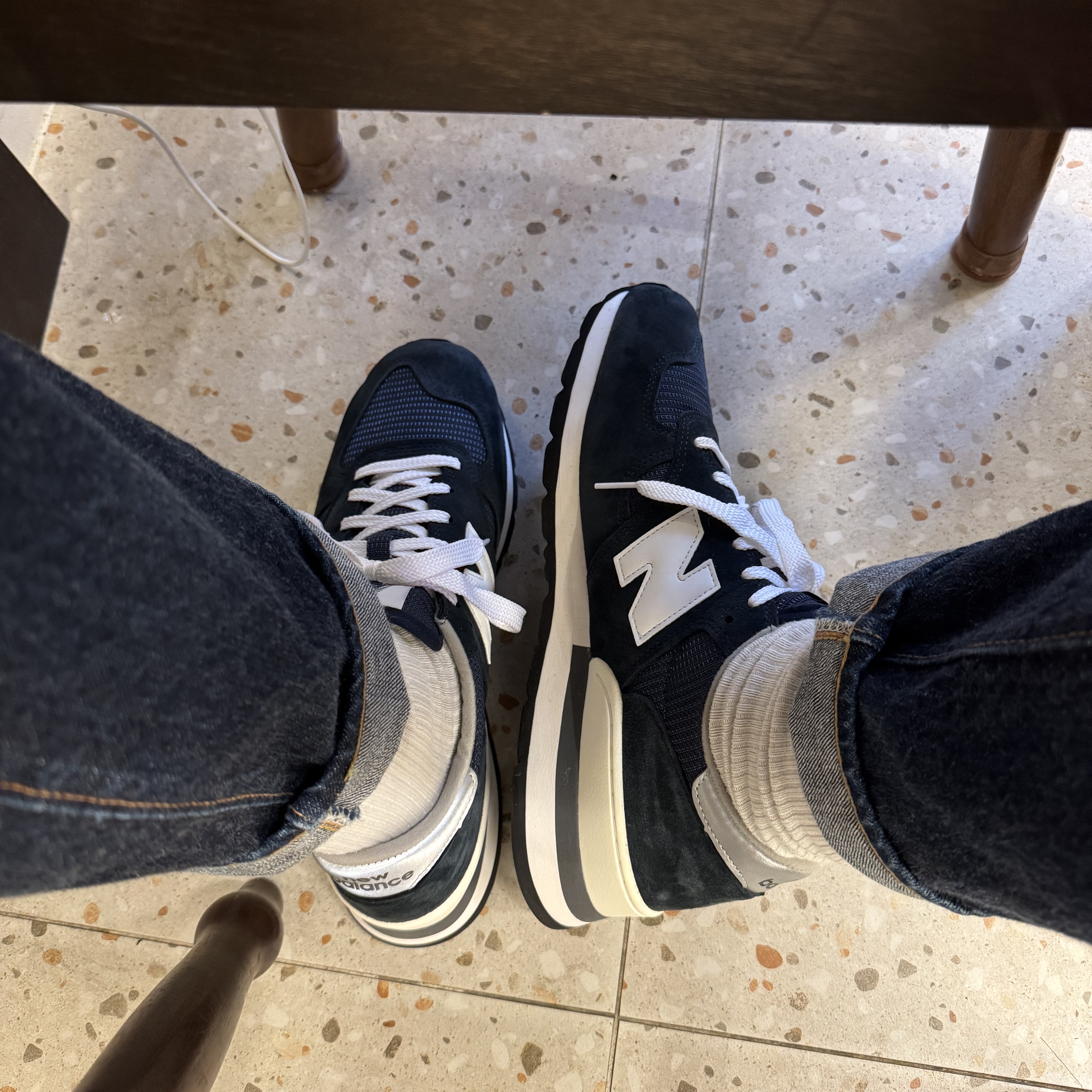 New Balance 990v1 Made in USA Navy 착용 스타일