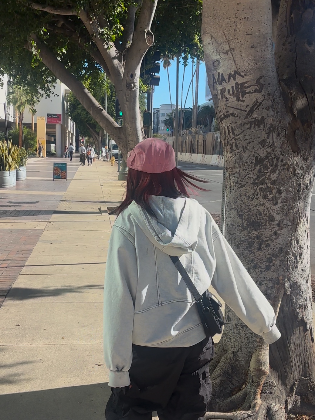 (W) Mischief Bleached Pullover Hoodie Bleached Khaki, Problemallways The Sand Collector Pocket Camp Cap Green 착용 스타일 - 4