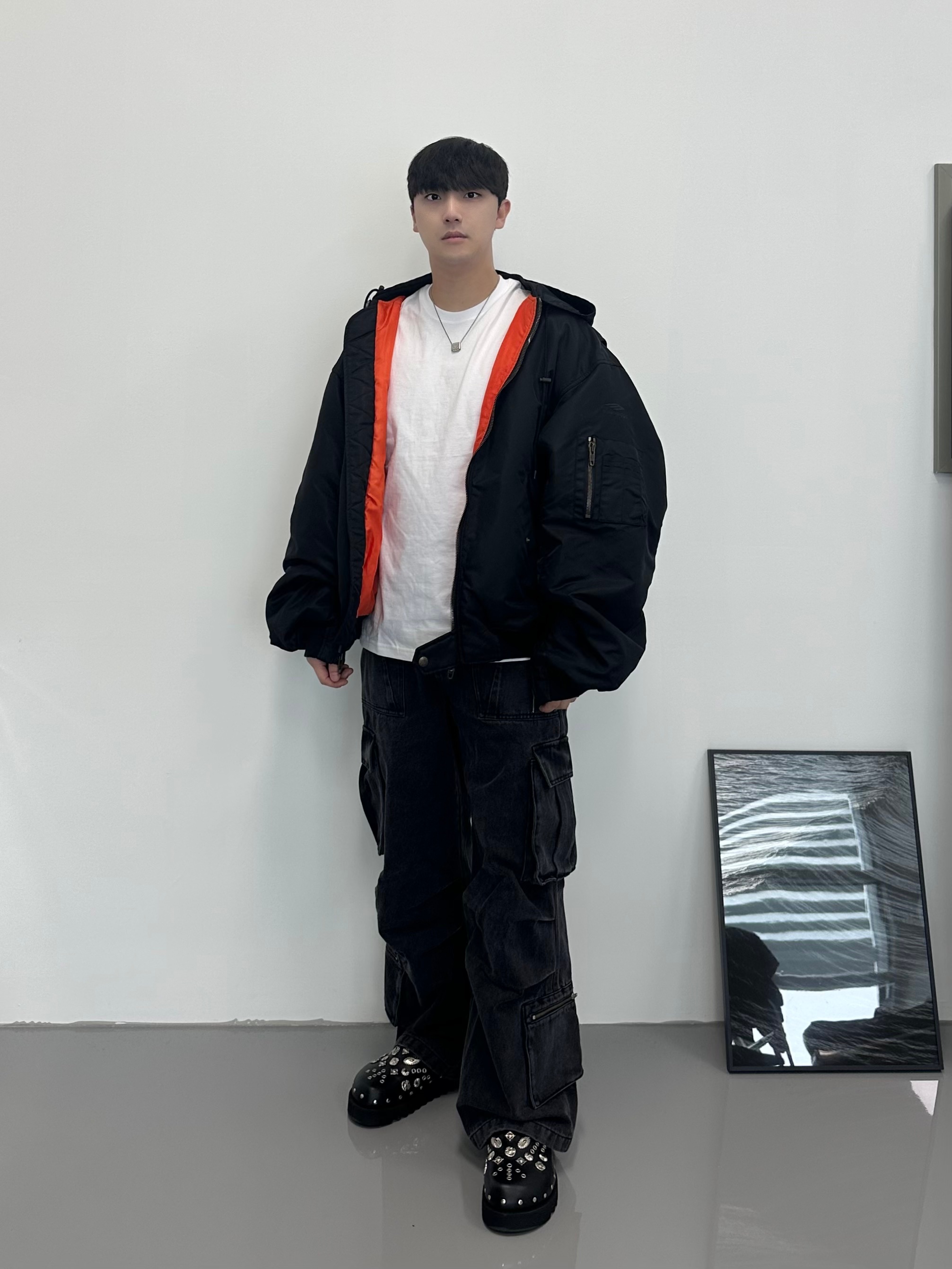 Toga Virilis AJ1066 Mules Leather Black 착용 스타일