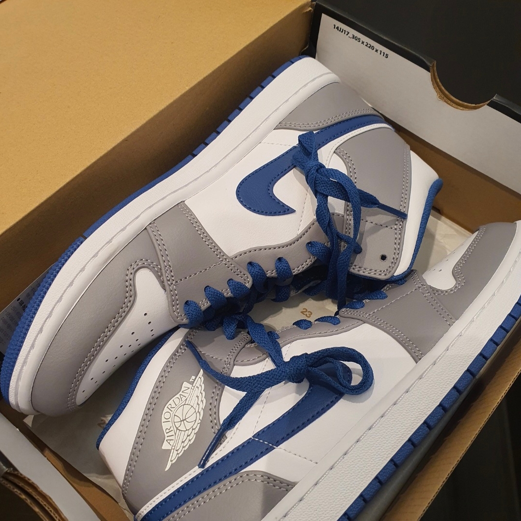 Nike x Peaceminusone Kwondo1 White, Jordan 1 Mid Cement Grey True Blue 착용 스타일 - 2