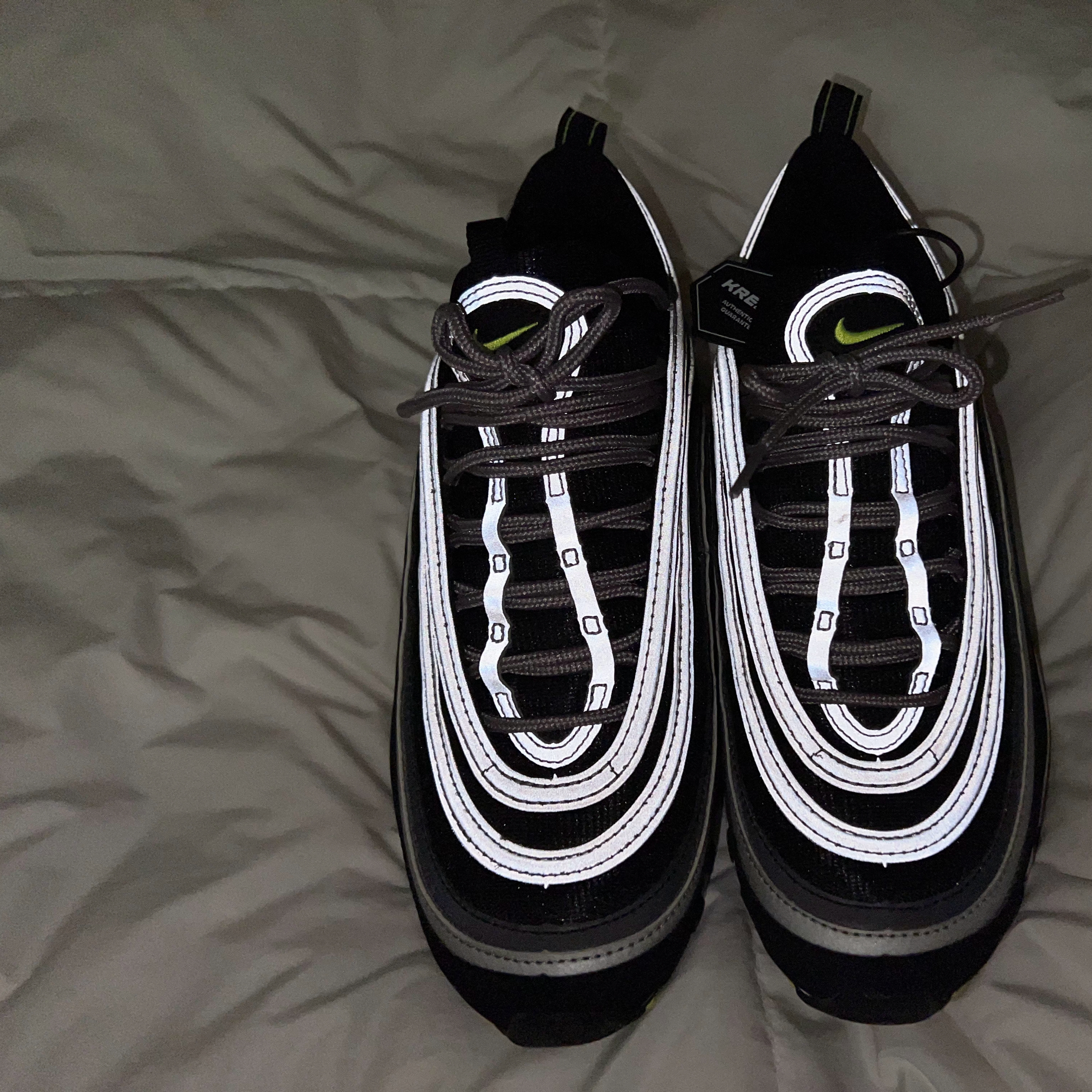 Nike Air Max 97 OG Black Volt Asia 착용 스타일 - 4