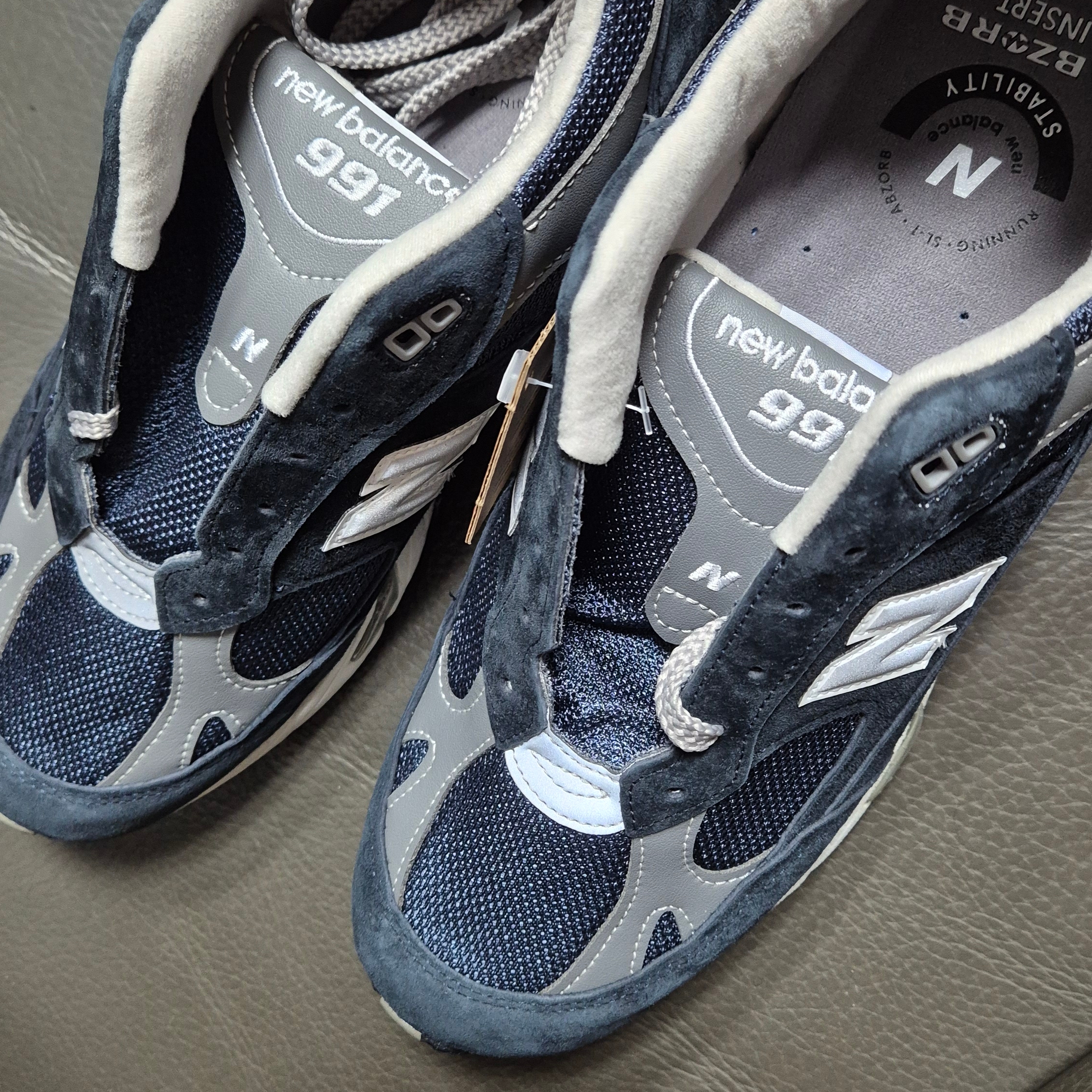 New Balance 991 Made in UK Navy 착용 스타일