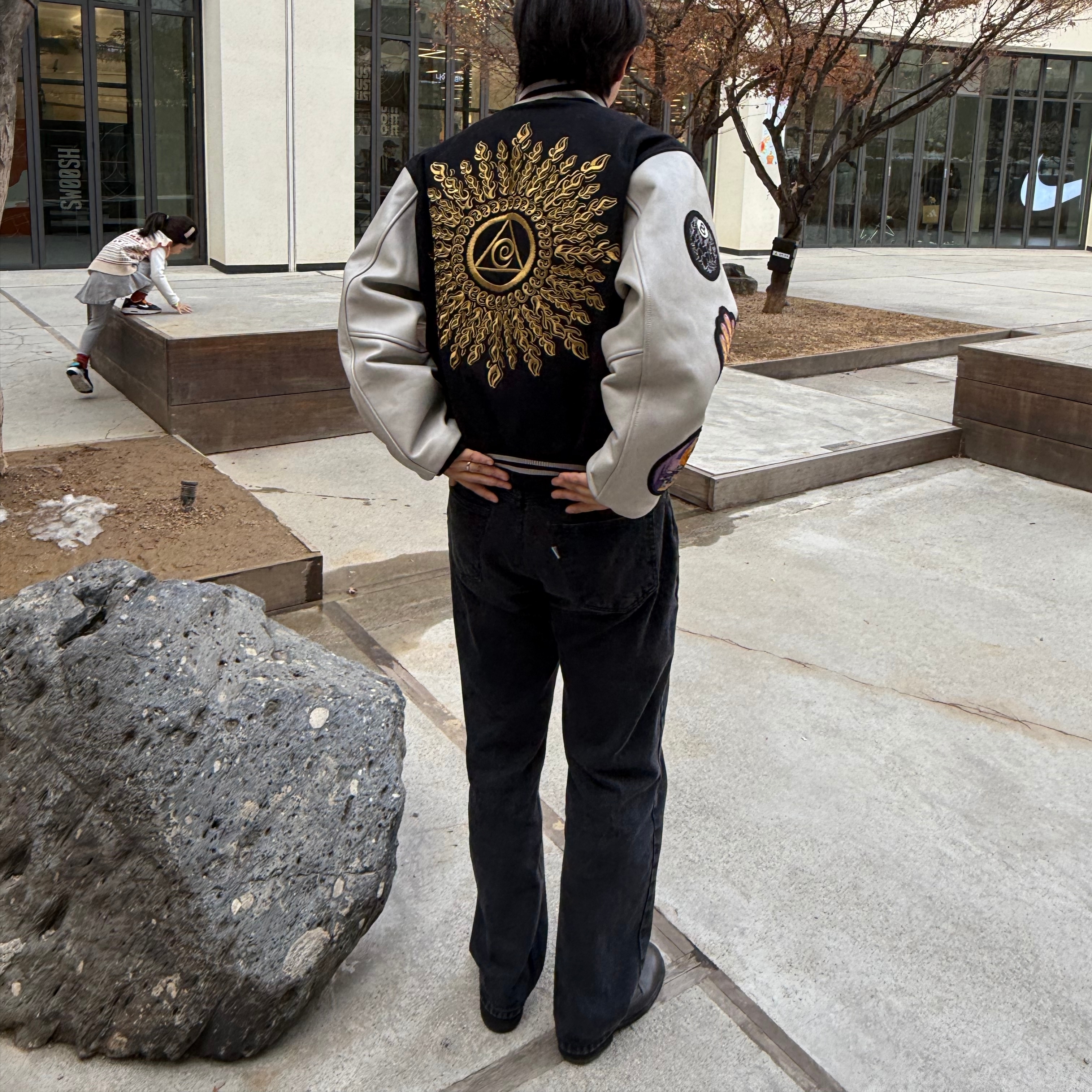 Stussy x Dries Van Noten Varsity Jacket Black, Guidi 992X Horse Full Grain Leather Derby Black 착용 스타일