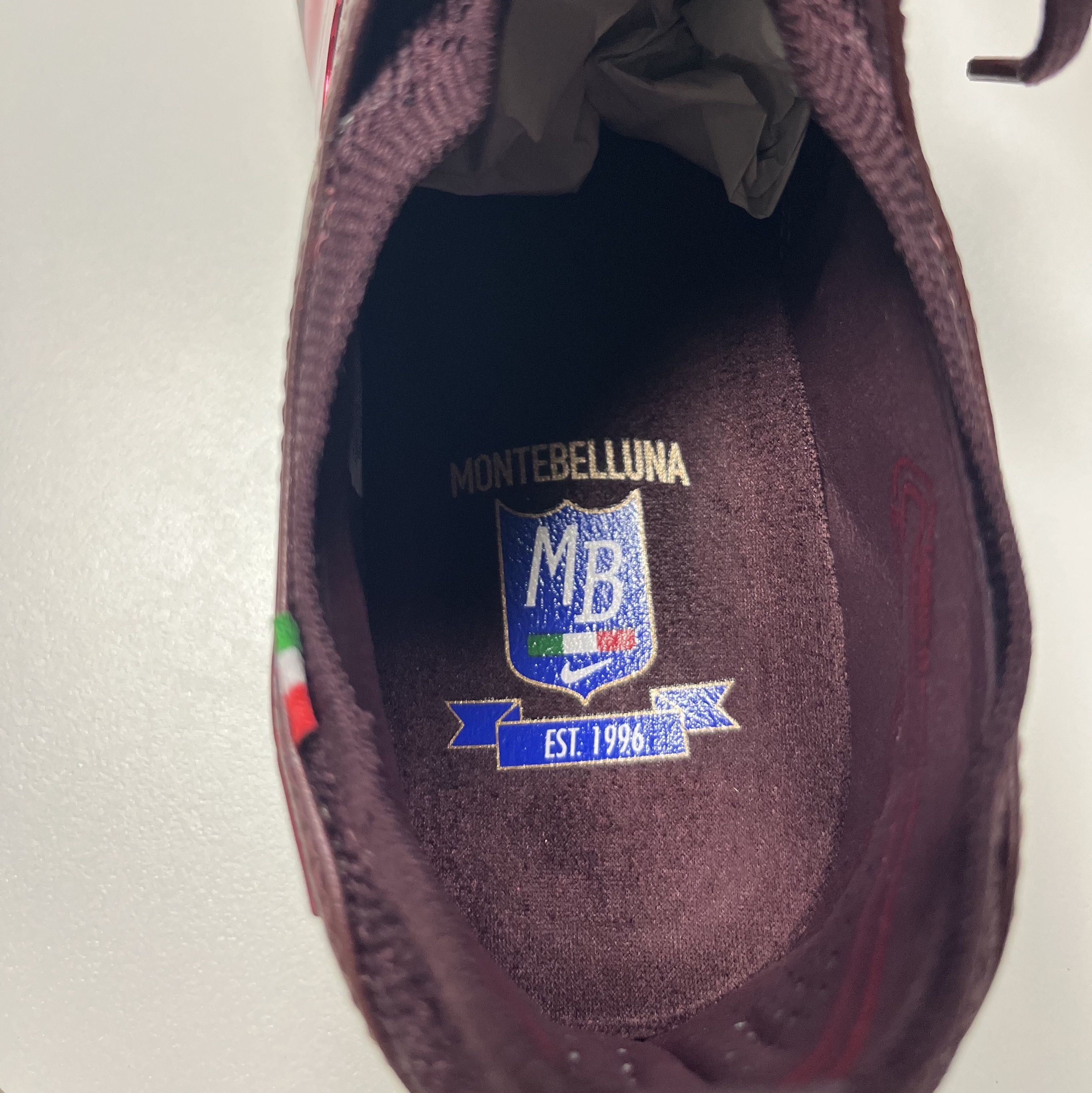 Nike Tiempo Legend 10 Elite LUXE FG Port Wine Bright Crimson 착용 스타일 - 2
