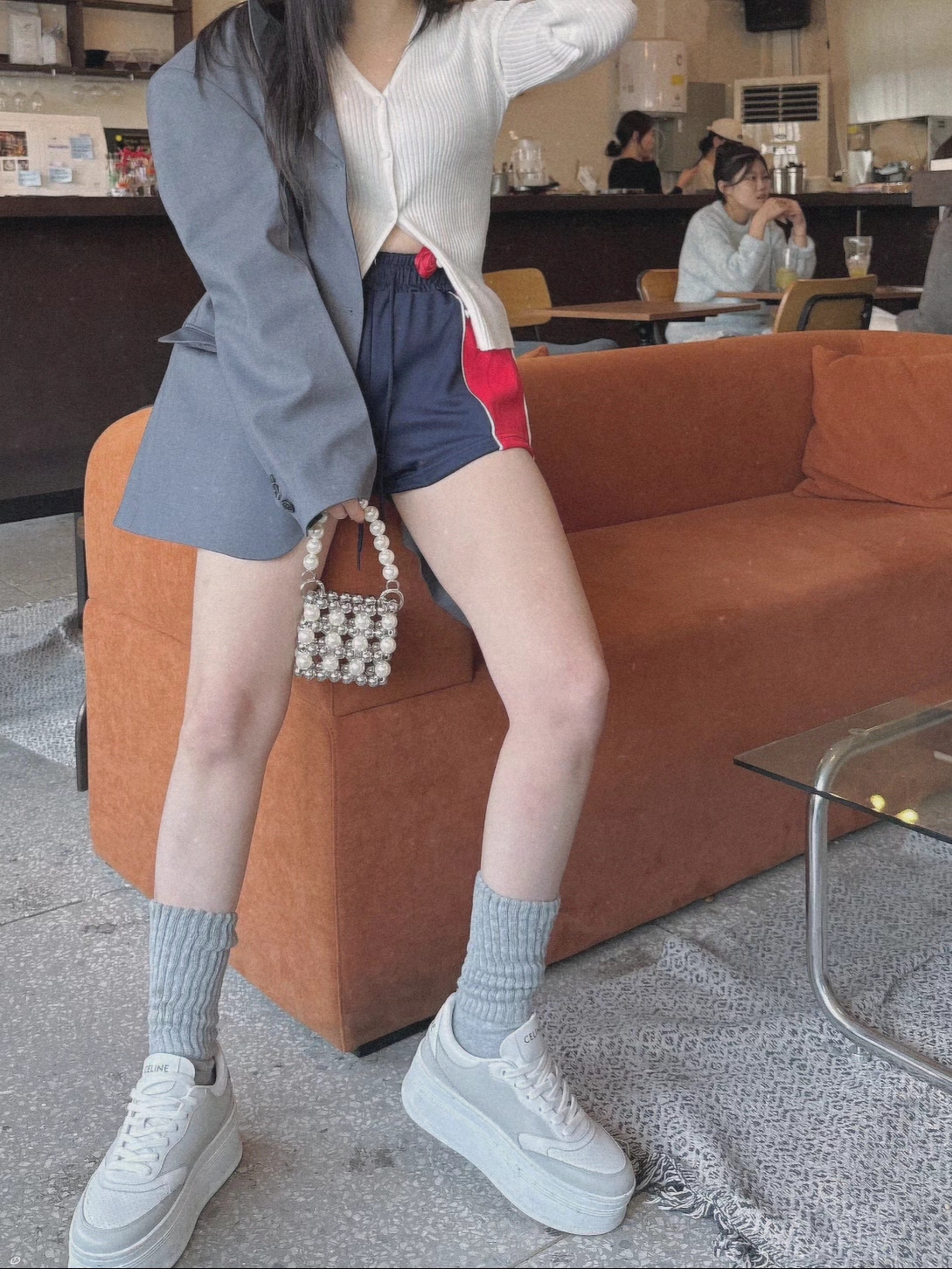 (W) 셀린느 웨지 아웃솔 블록 스니커즈 옵틱 화이트 착용 스타일 - 5
