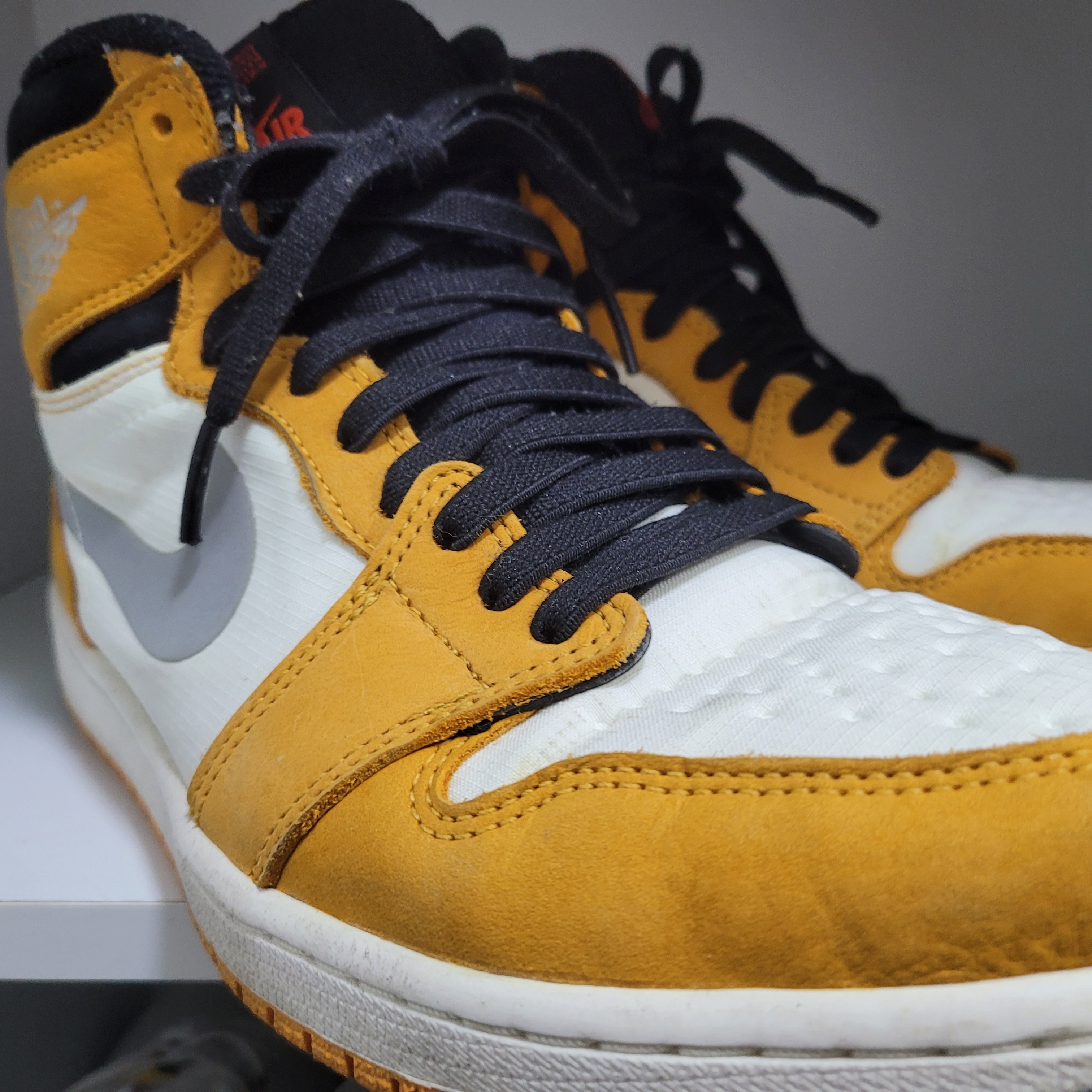 Jordan 1 Element Gore-Tex Light Curry 착용 스타일