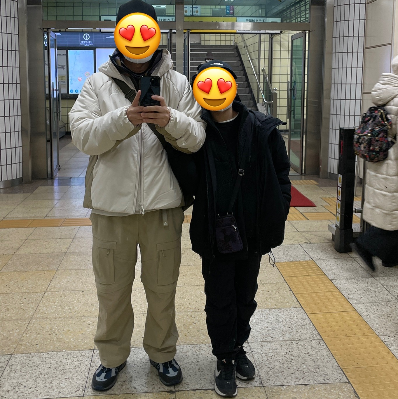 Nike ACG Rope De Dope Primaloft Therma-Fit Jacket Orewood Brown Khaki - Asia, Nike ACG Smith Summit Cargo Pants Khaki Iron Ore - Asia 착용 스타일