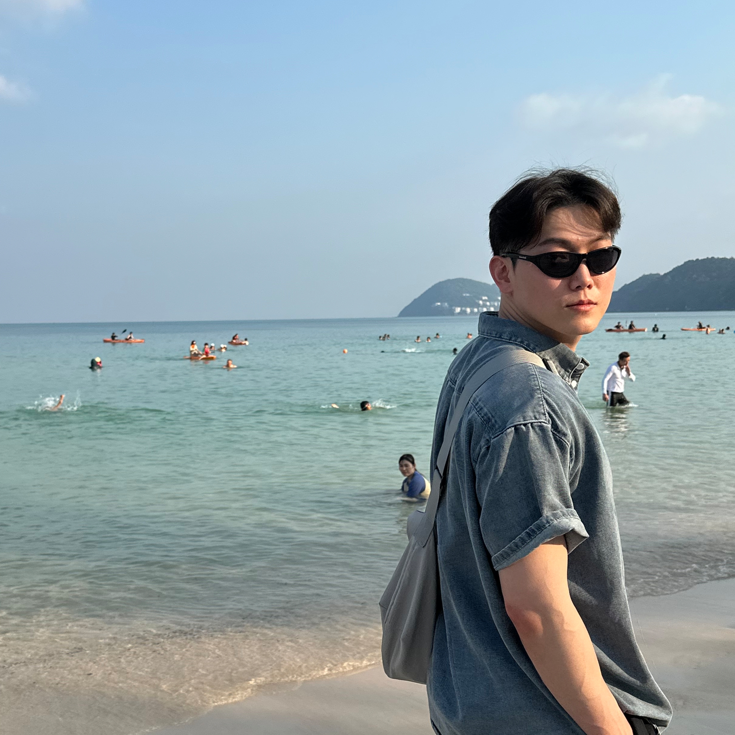 Montbell Trekking Glasses Black Grey 착용 스타일