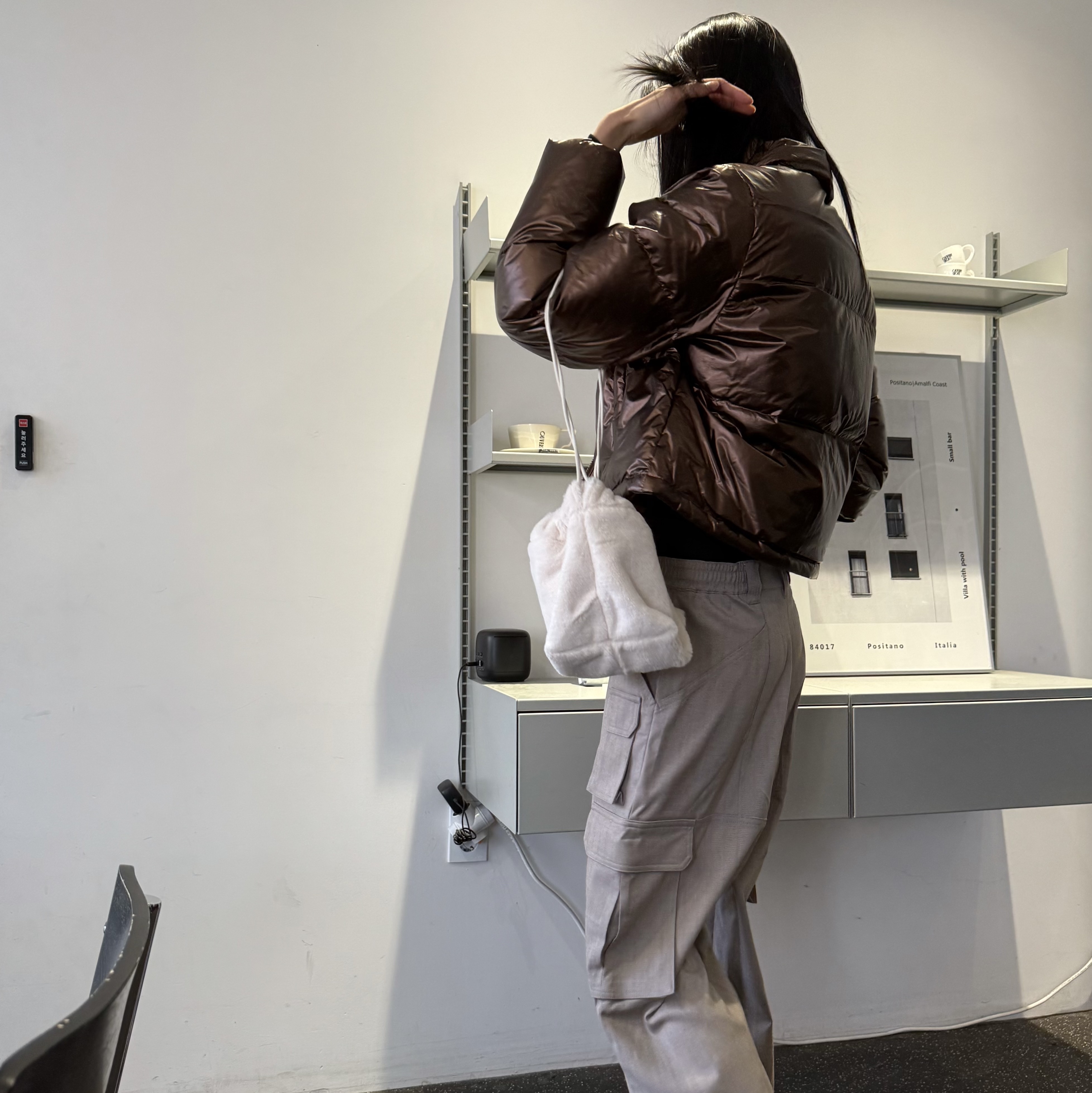 (W) 어그 클래식 미니 2 부츠 체스트넛 착용 스타일 - 2