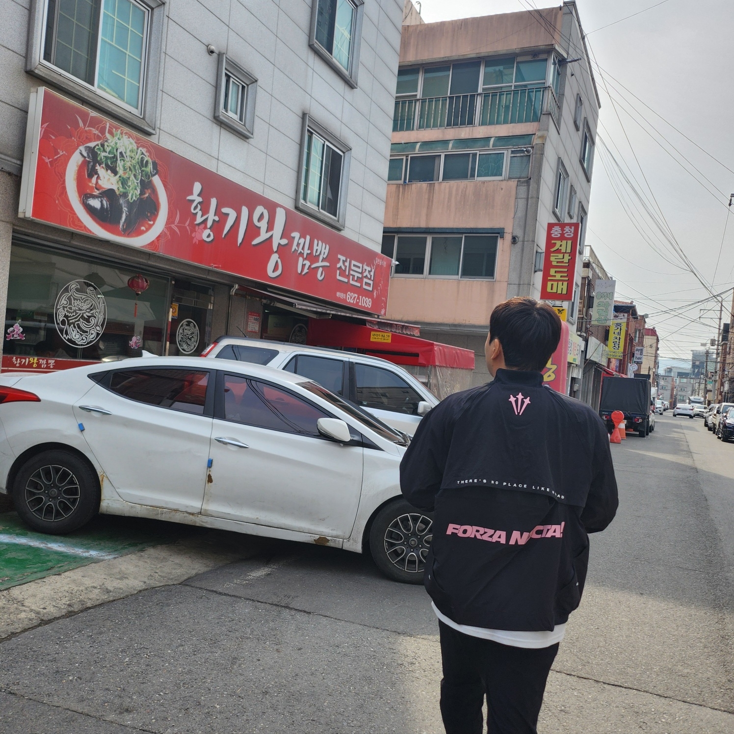 (W) Nike x Drake Nocta NRG LR L/S Crew Black (DV3631-010) 착용 스타일 - 1