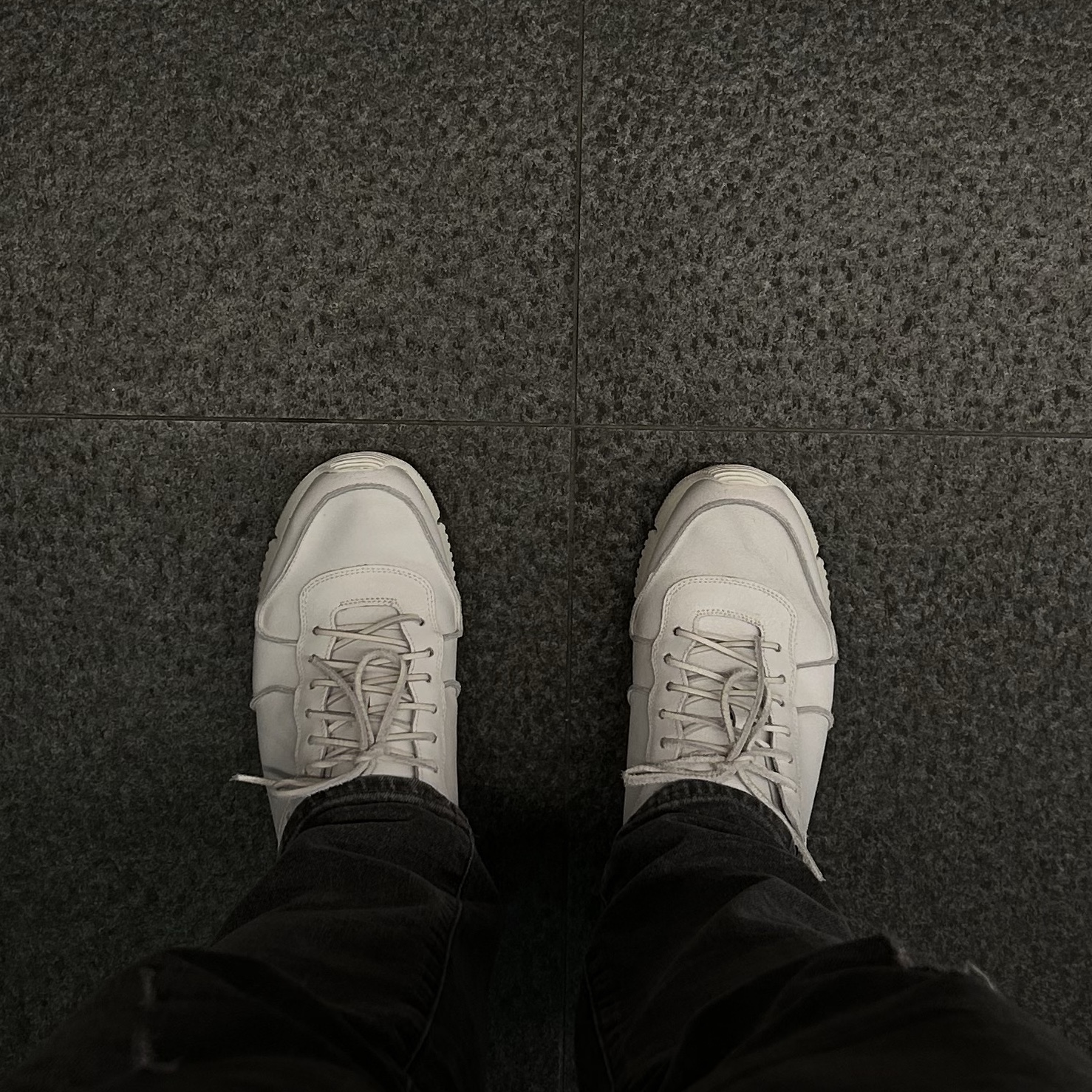 Buttero Carrera Men White 착용 스타일