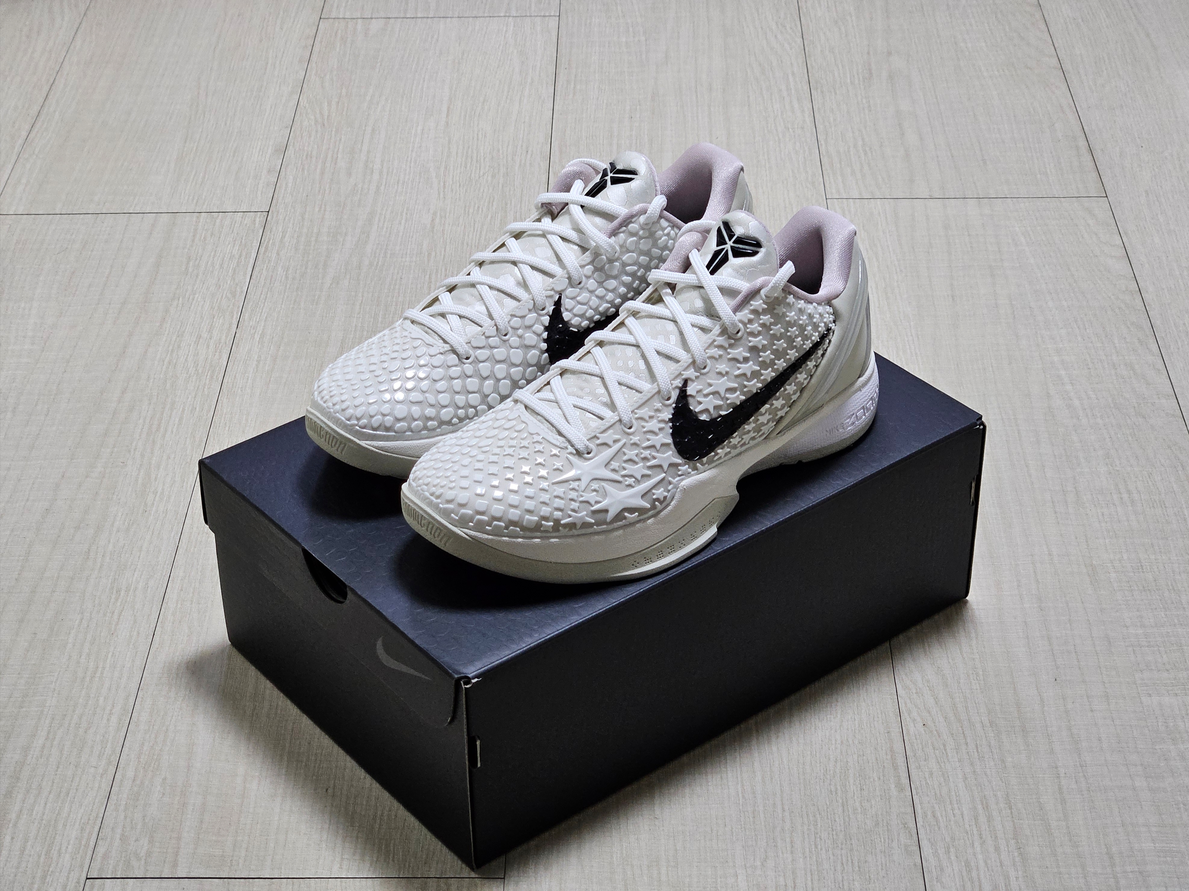 Nike Kobe 6 Protro Sail 착용 스타일 - 1