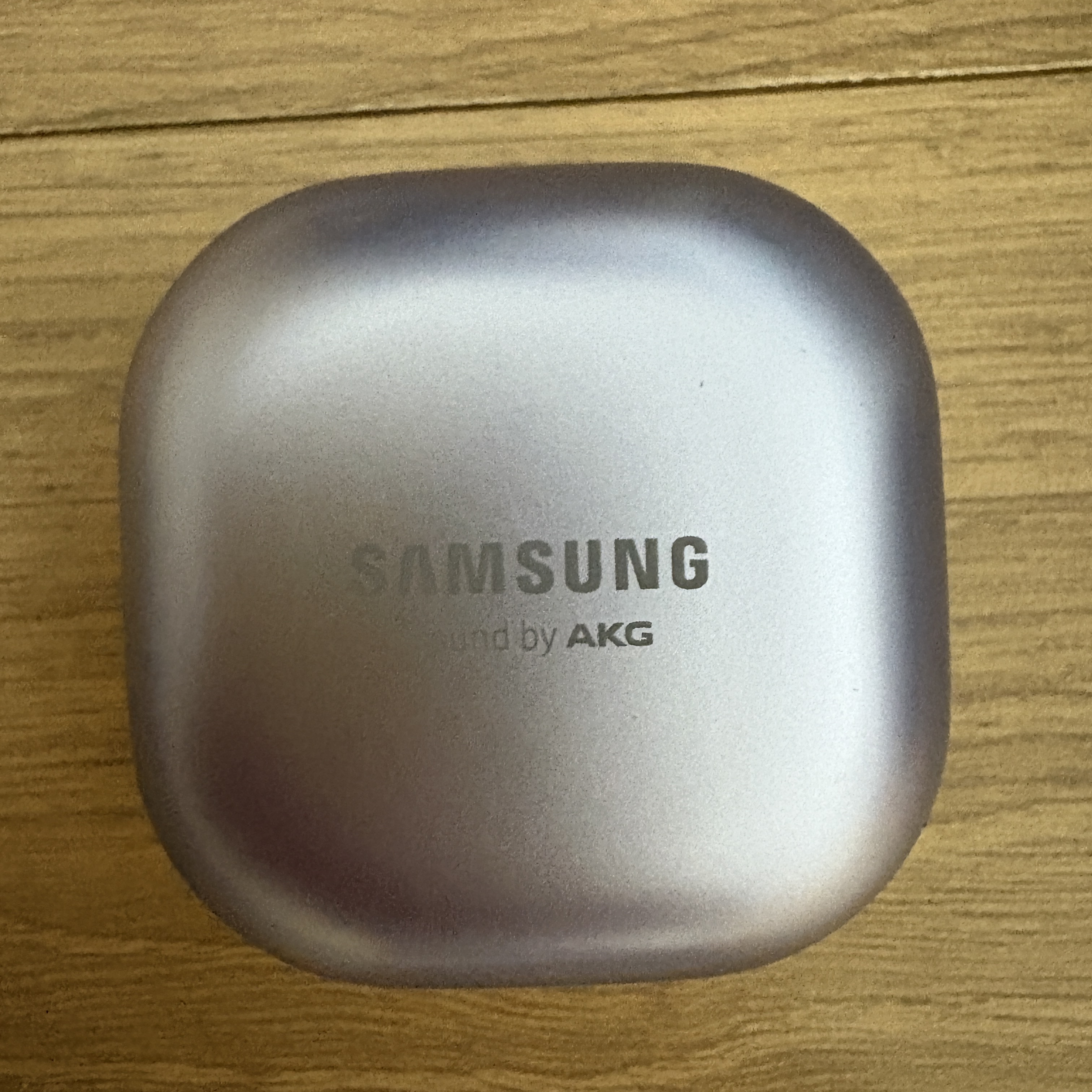Samsung Galaxy Buds3 White 착용 스타일