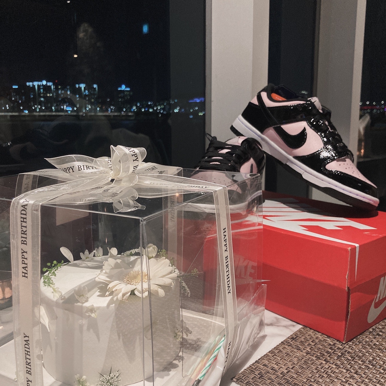 (W) Nike Dunk Low Essential Pink Foam Black 착용 스타일