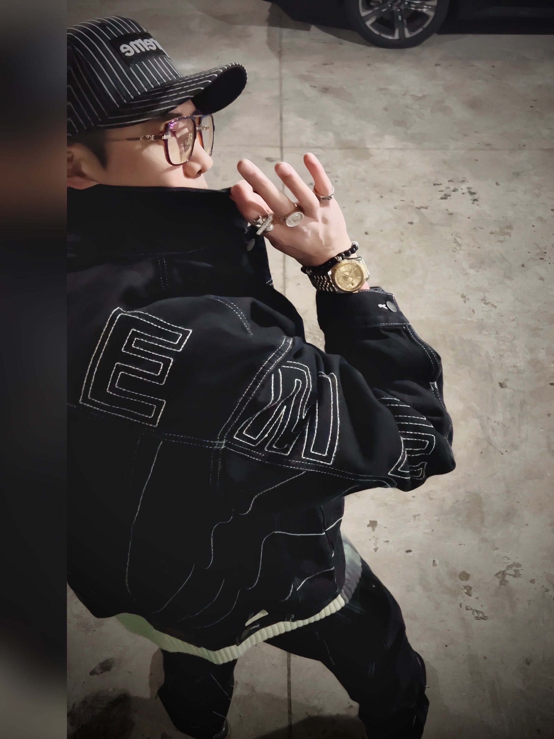 Vans x Comme des Garcons Shirt x Supreme Era Pinstripe Black, Chrome Hearts Thirst Trap Blue Hour 착용 스타일 - 2