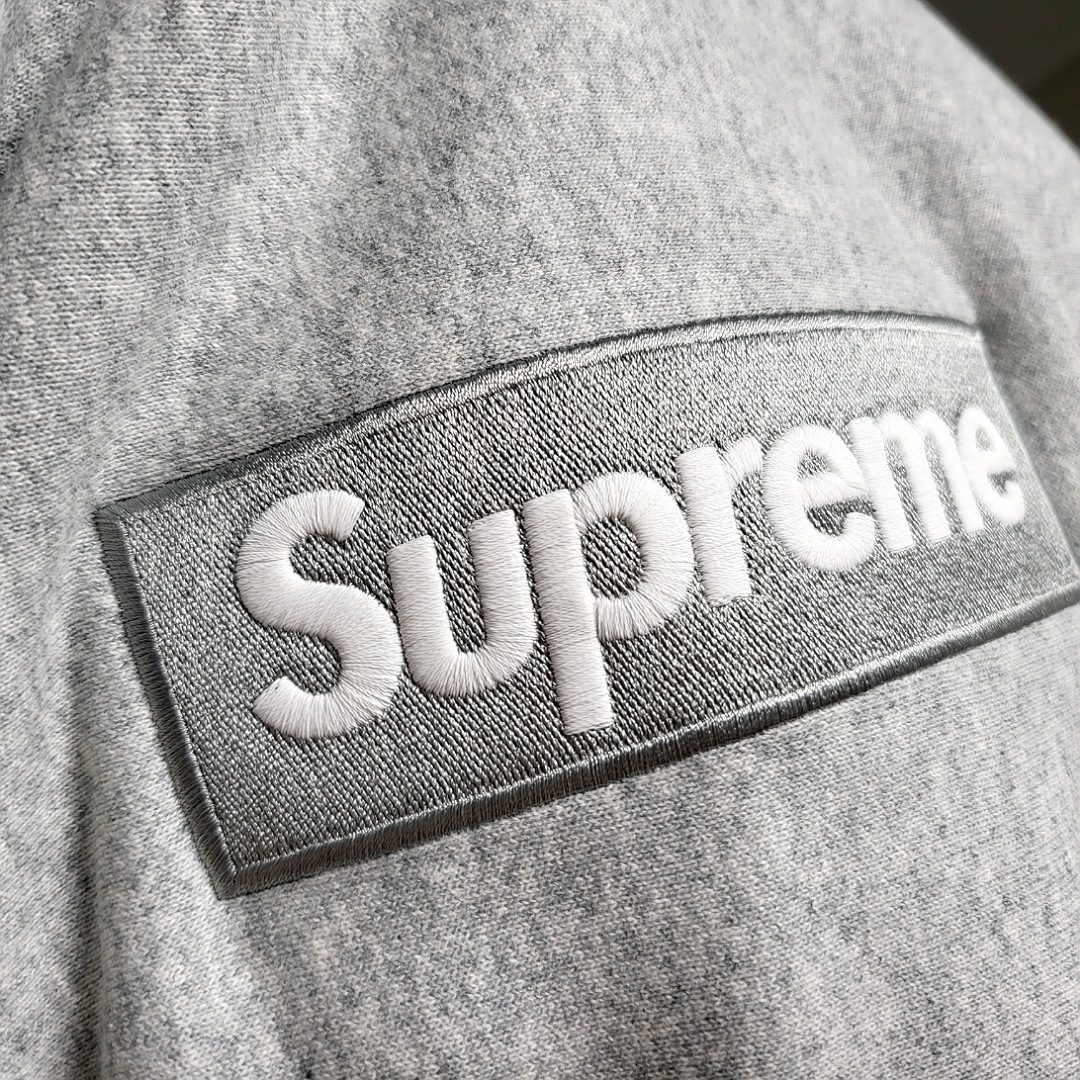 Supreme Box Logo Hooded Sweatshirt Heather Grey - 24FW 착용 스타일 - 2