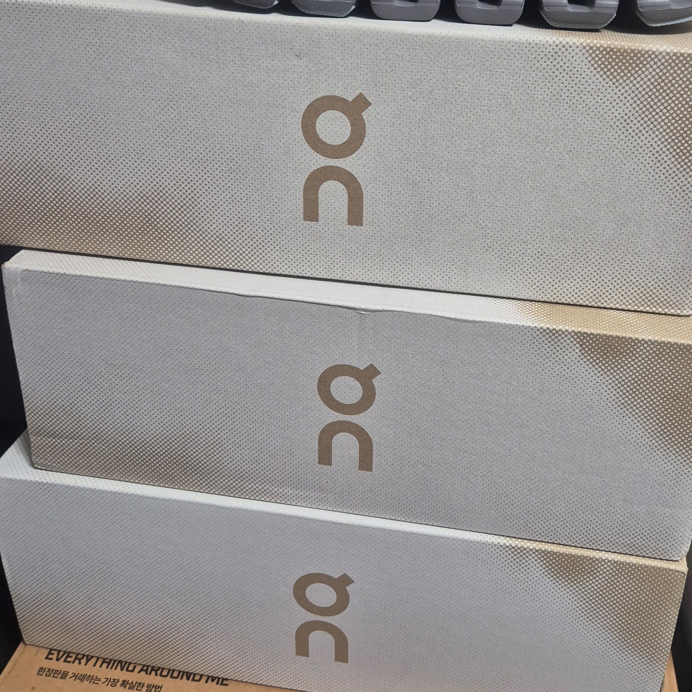 On Running Cloud X 3 Mist Rock 착용 스타일 - 2