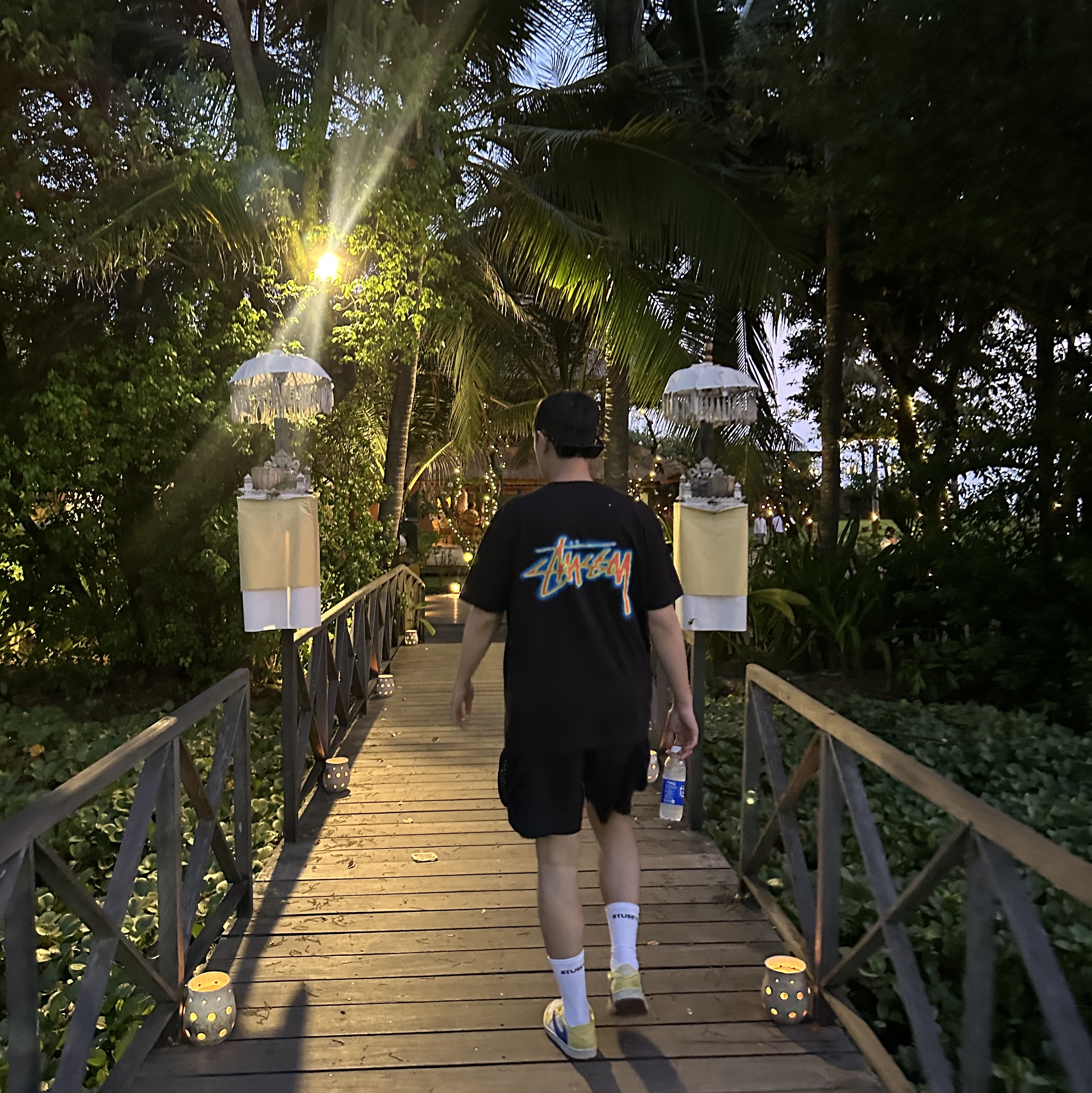 Stussy Thermal Stock T-Shirt Black, Nike ACG Snowgrass Cargo Shorts Black - Asia 착용 스타일