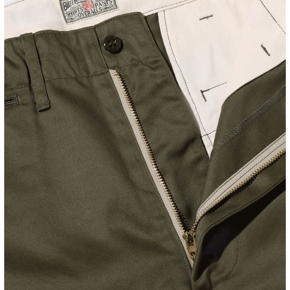 Buzz Rickson's Original Spec Chinos One Wash Olive 착용 스타일 - 5